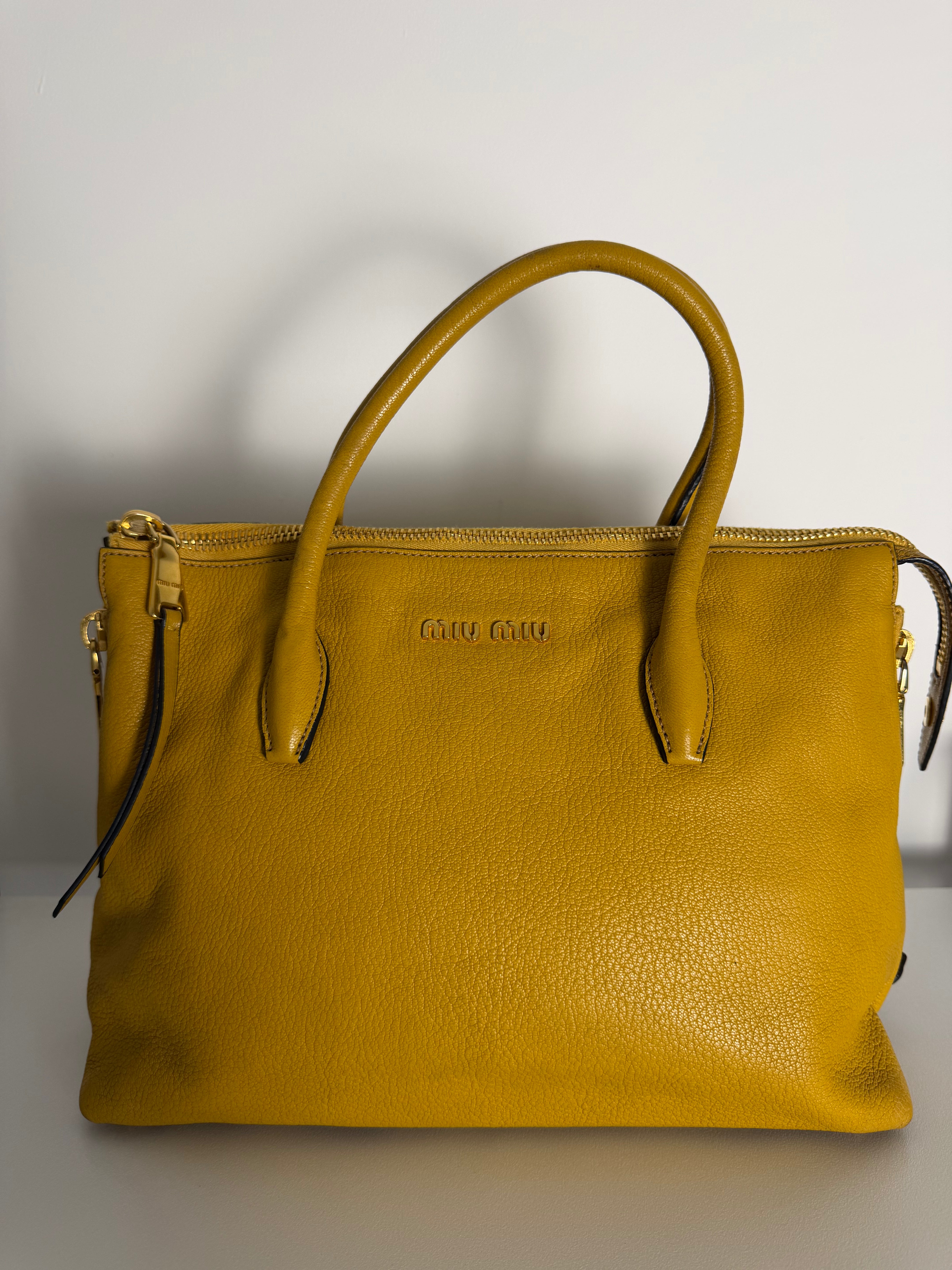 Borsa Miu Miu in Pelle Madras in Color Senape