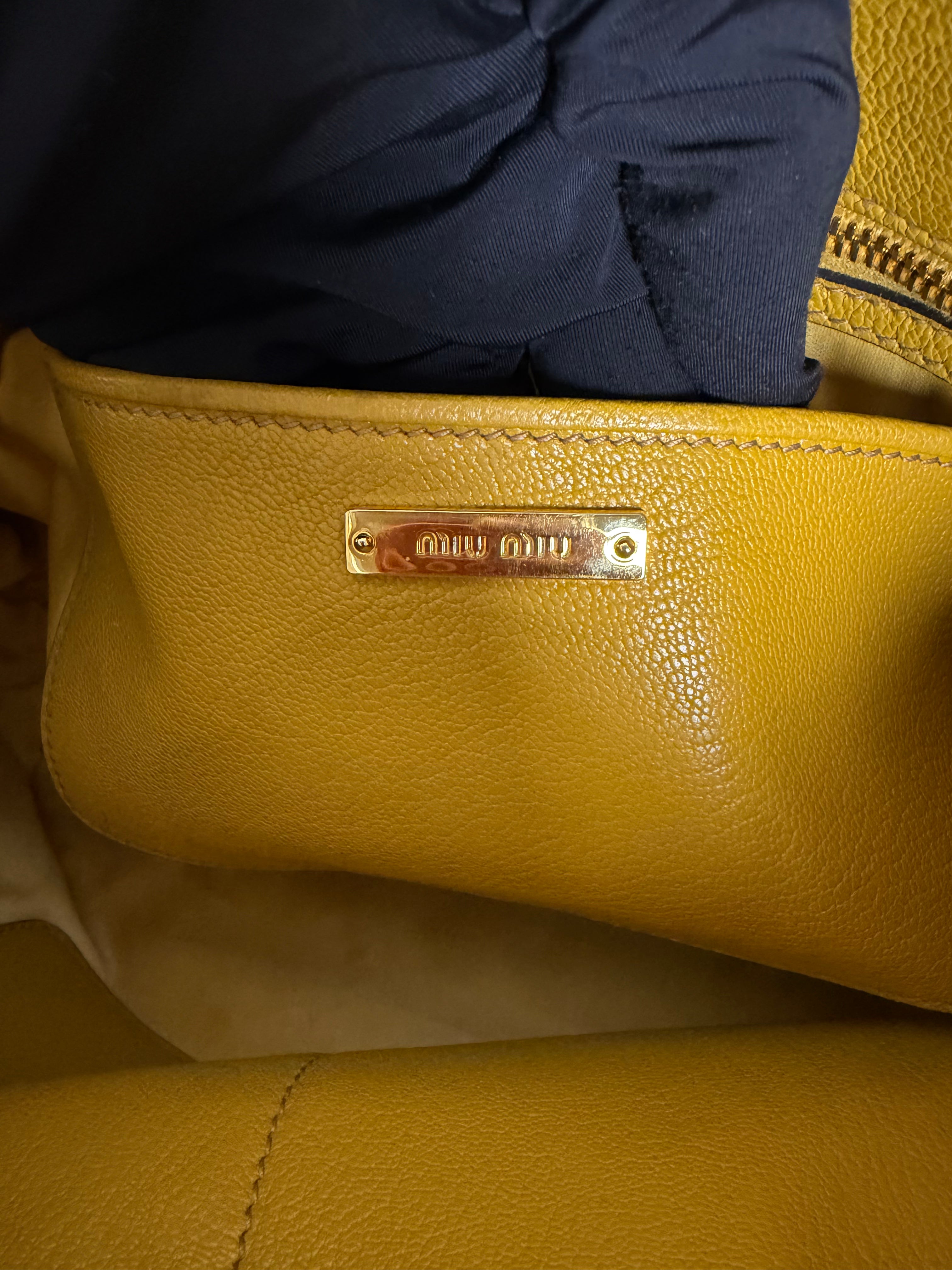 Borsa Miu Miu in Pelle Madras in Color Senape