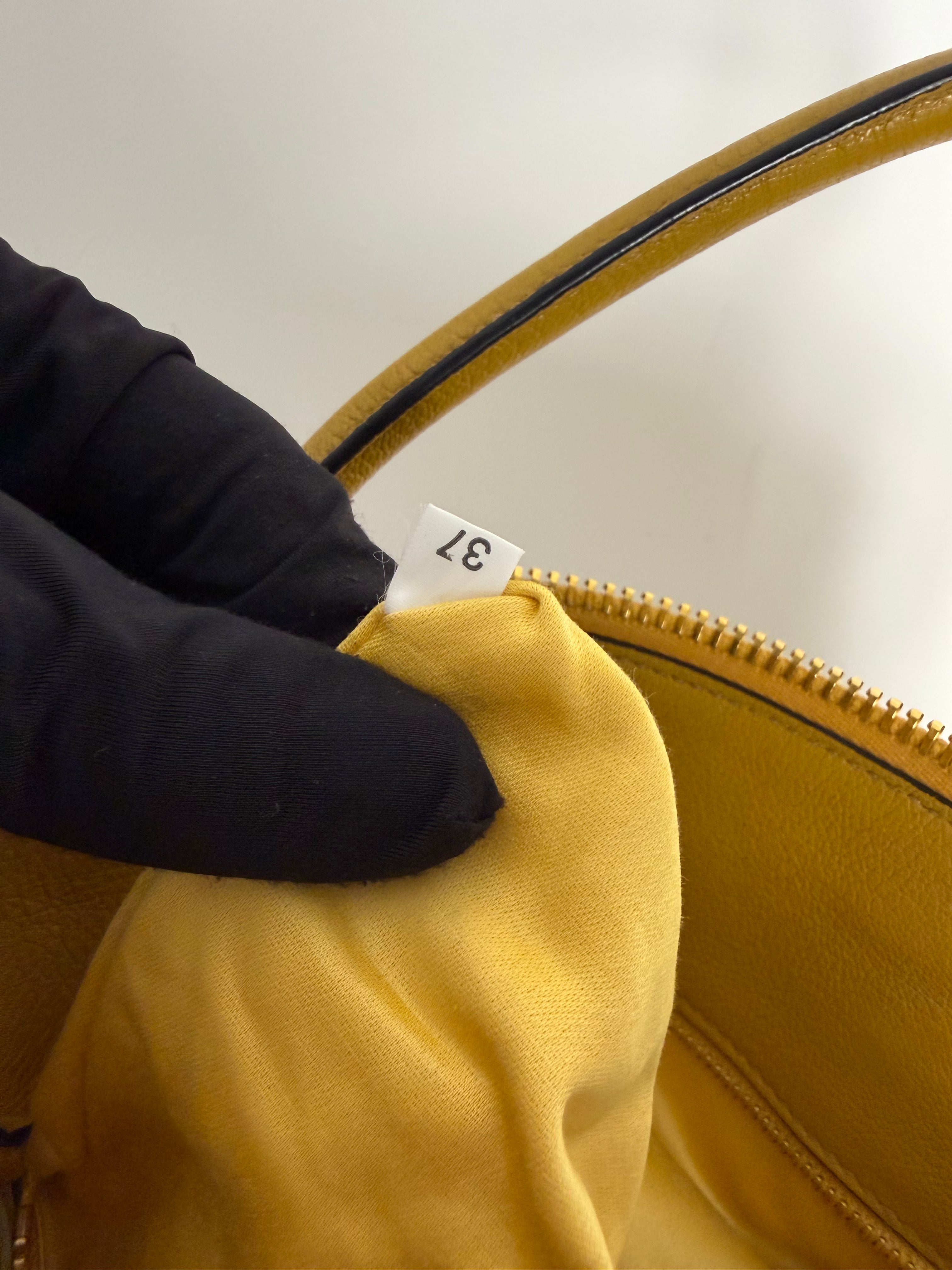 Borsa Miu Miu in Pelle Madras in Color Senape