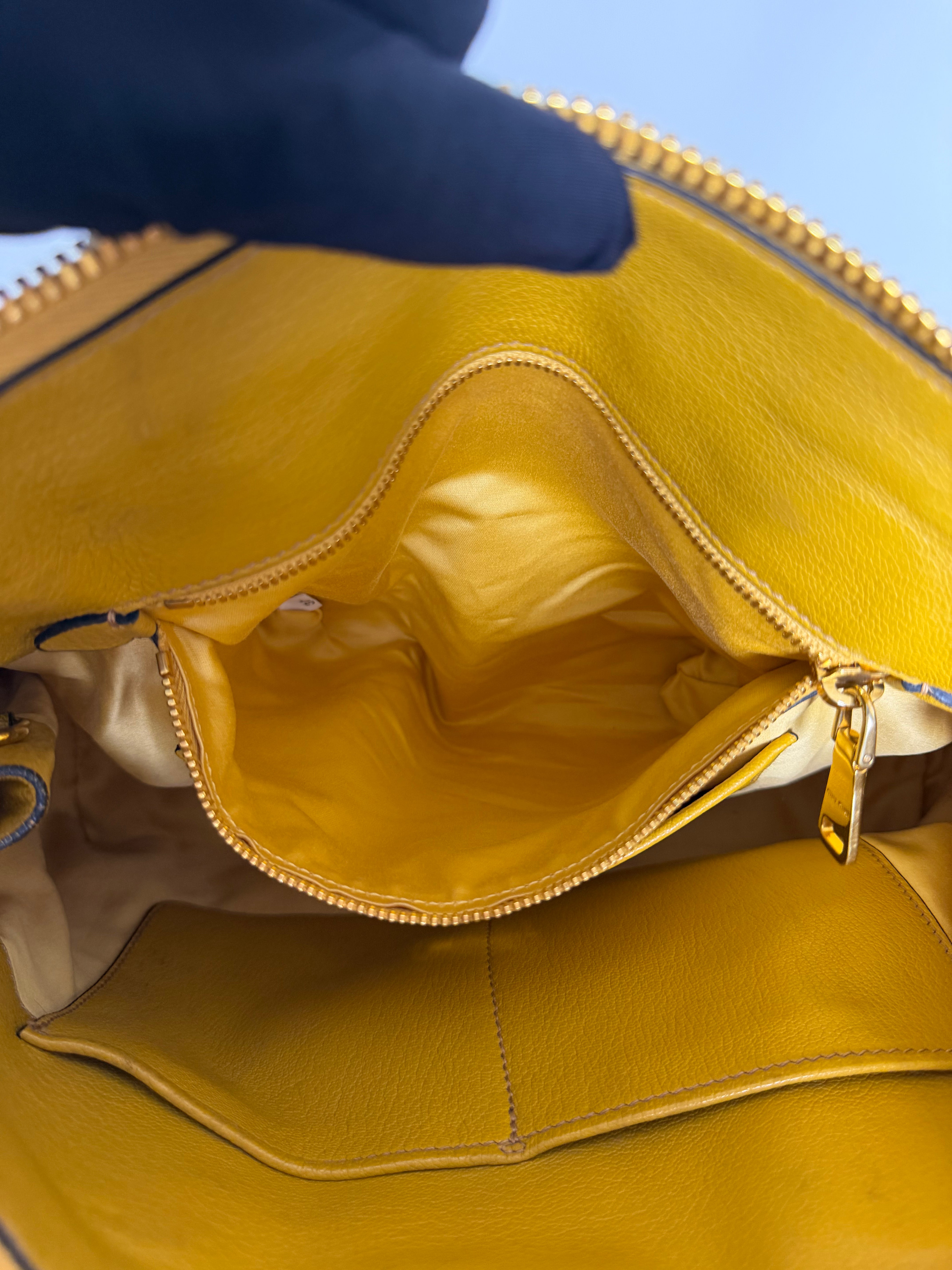 Borsa Miu Miu in Pelle Madras in Color Senape