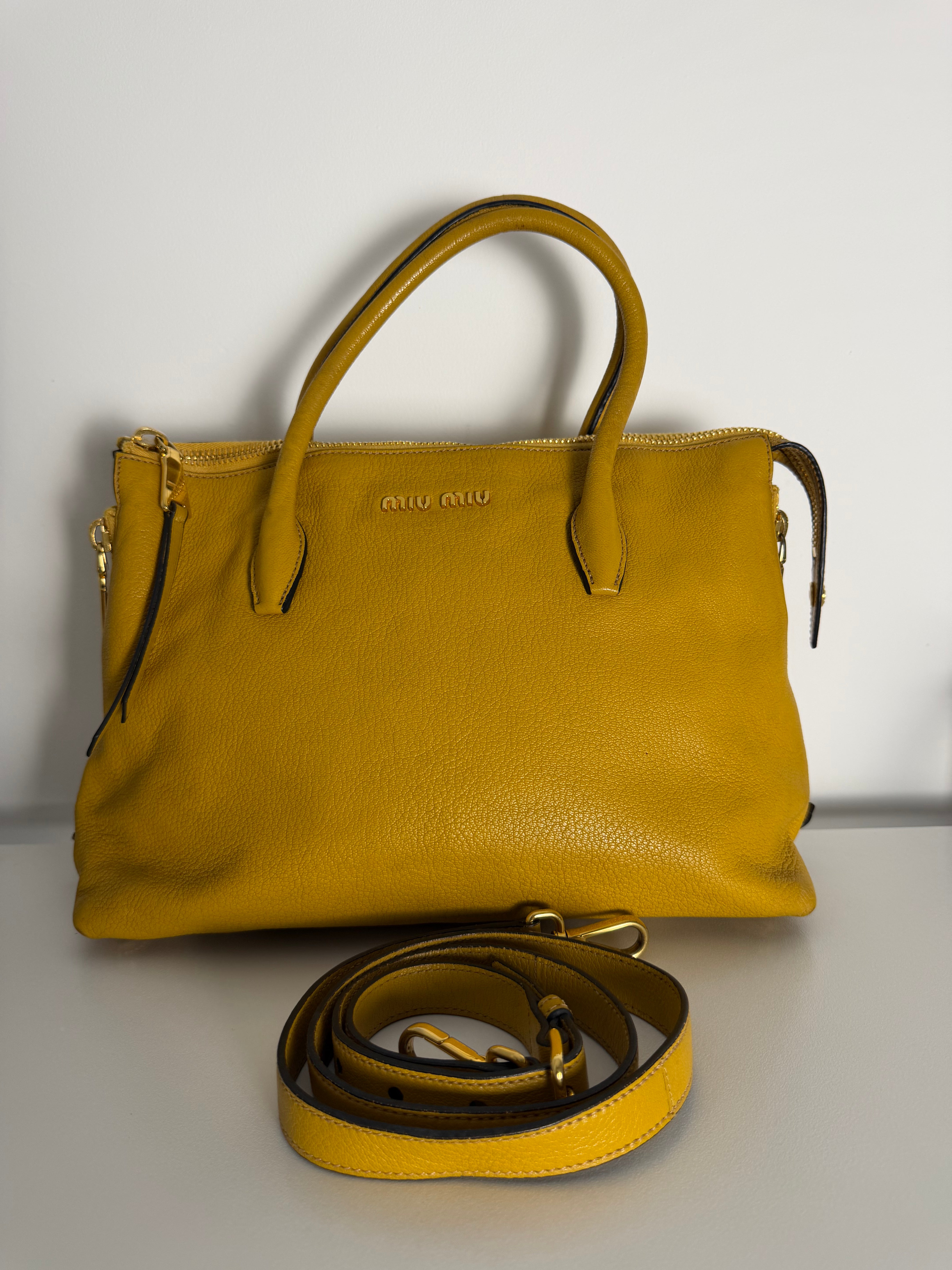 Borsa Miu Miu in Pelle Madras in Color Senape
