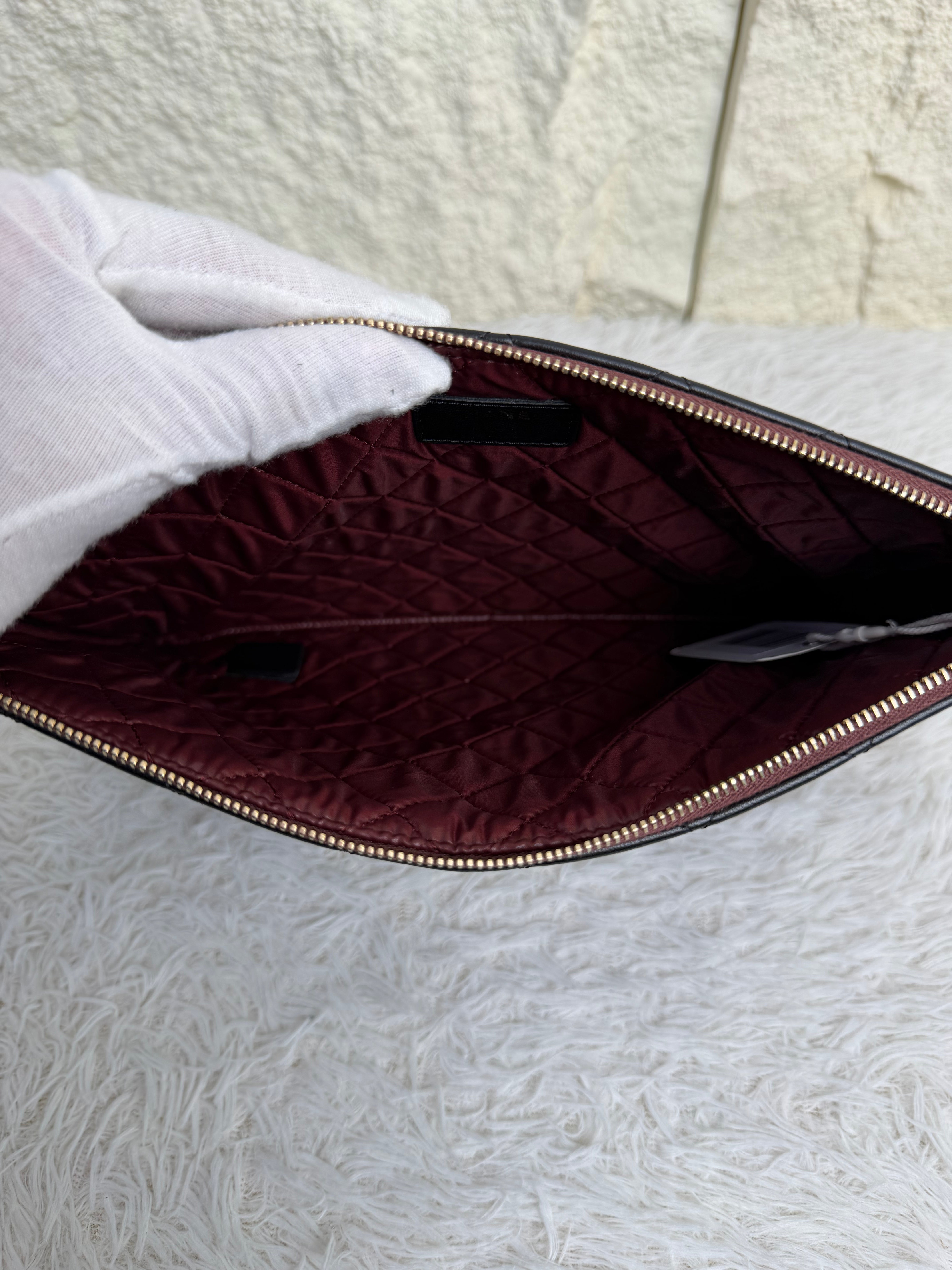 Pochette Chanel in Pelle Nera