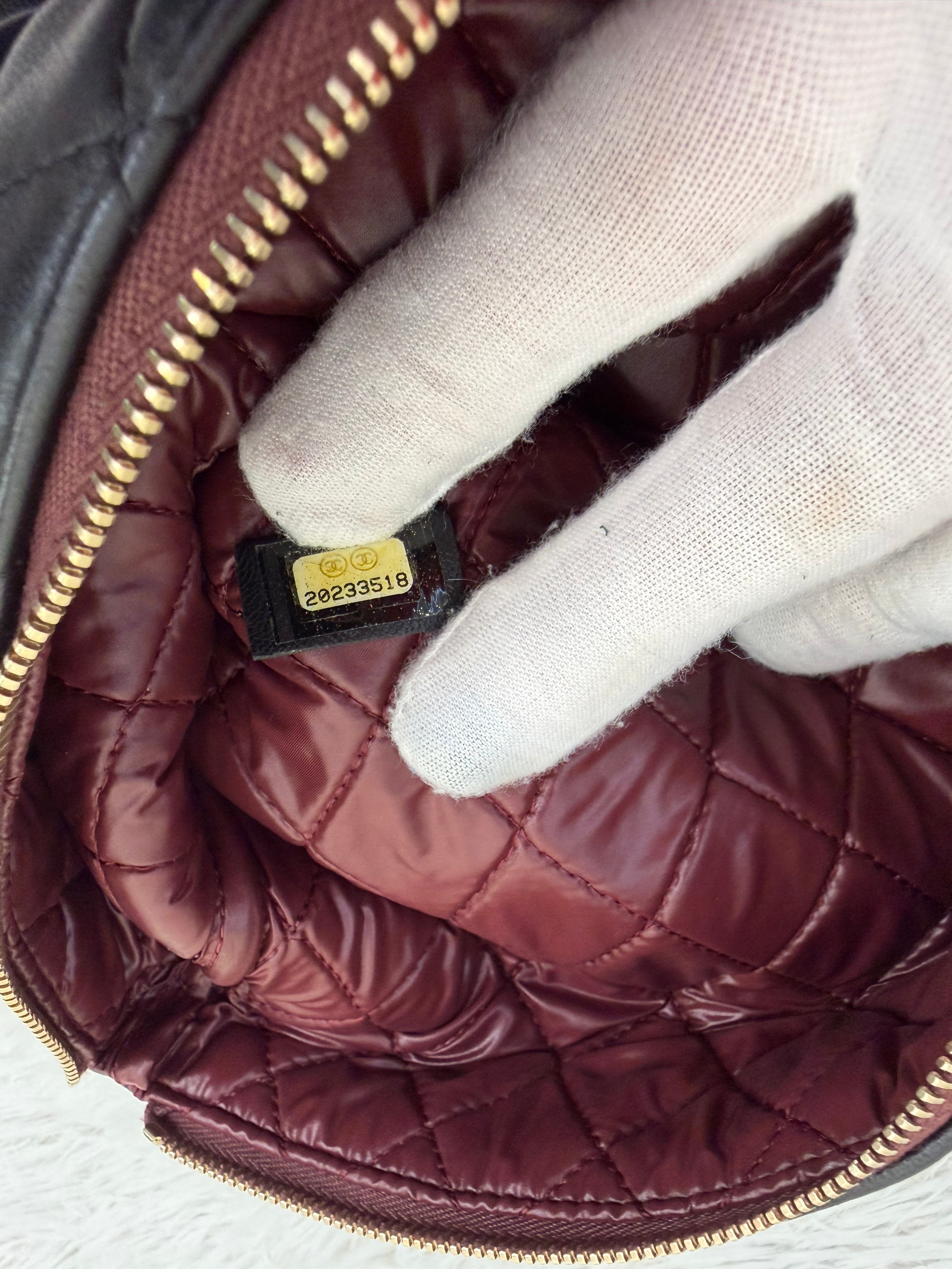 Pochette Chanel in Pelle Nera
