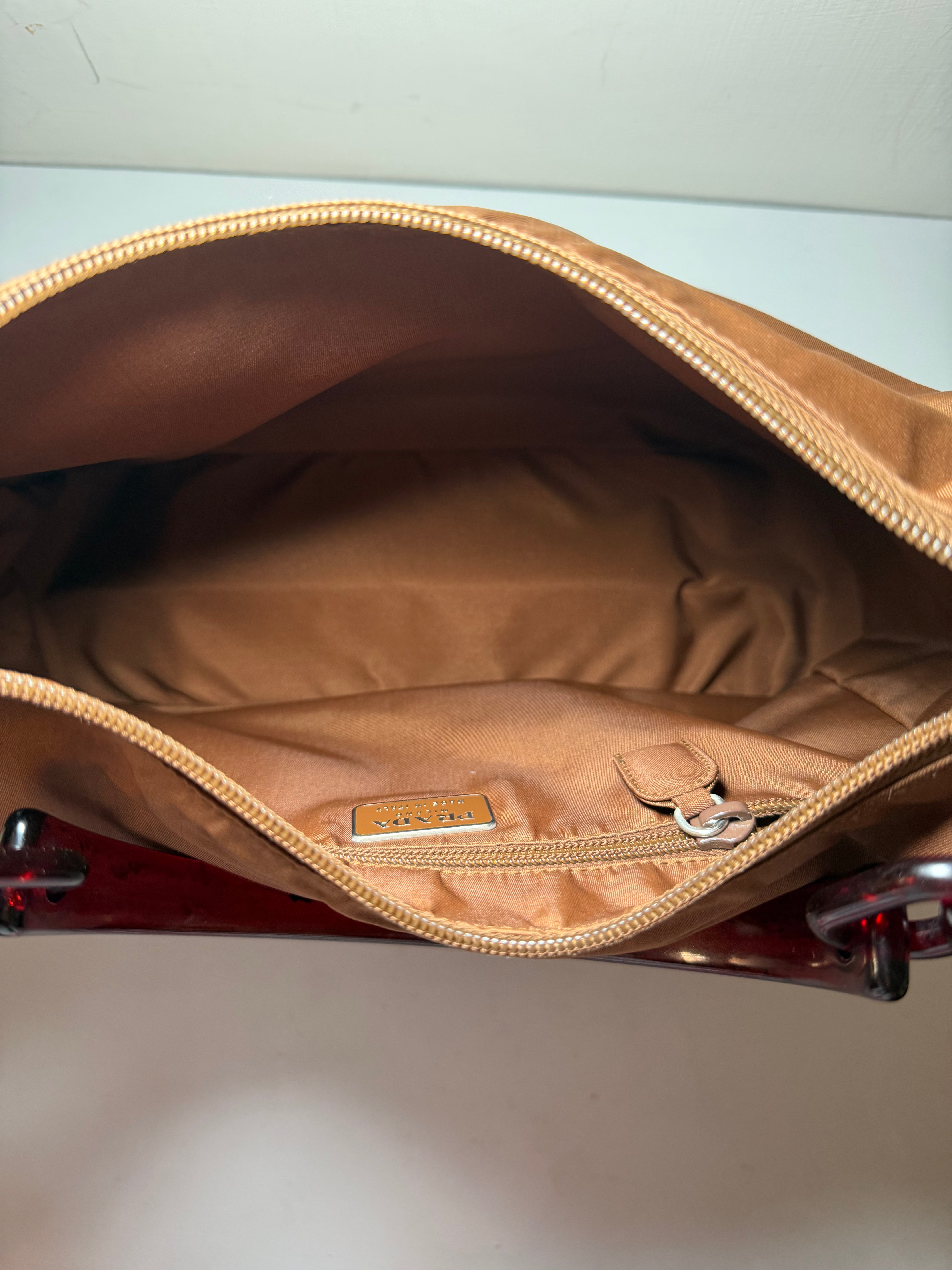 Borsa Prada Vintage in Nylon Marrone con Manico in Resina Tartarugato