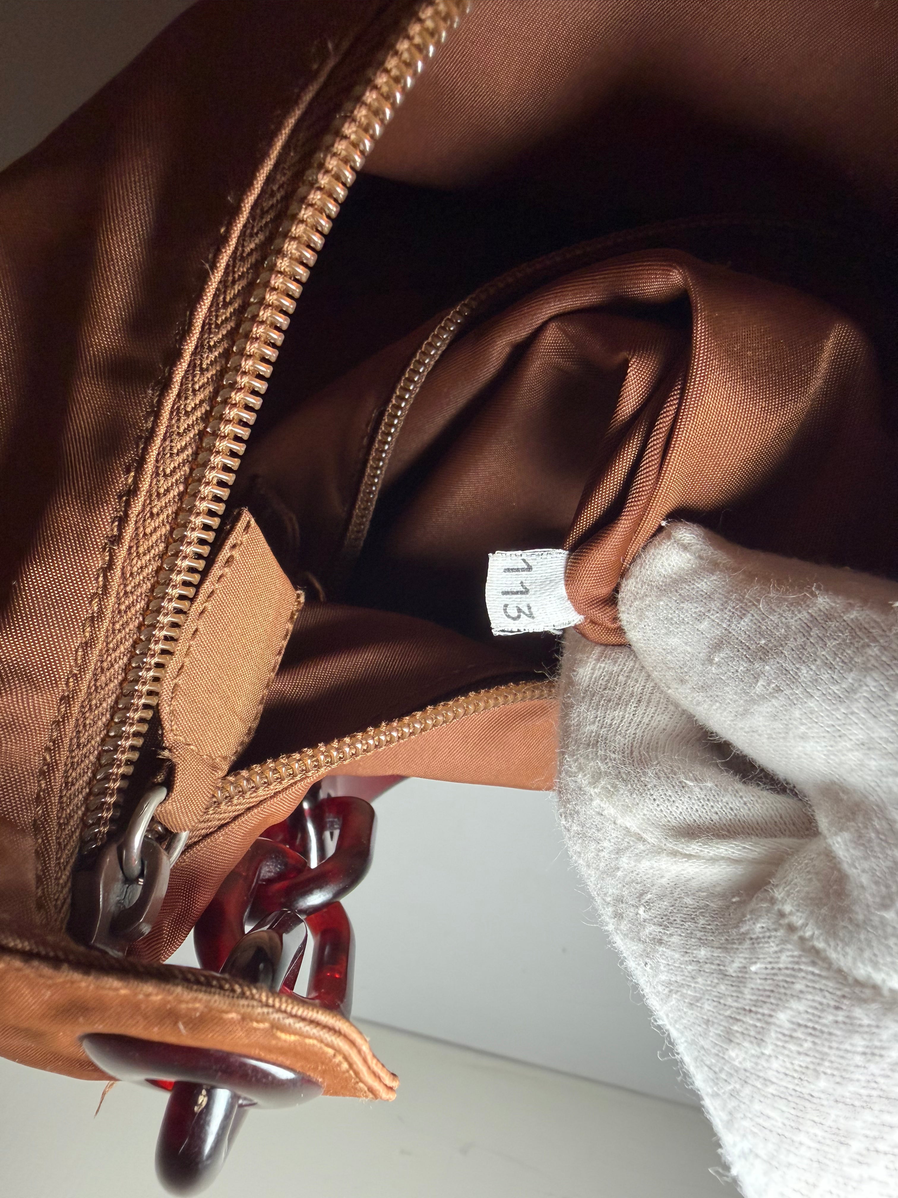 Borsa Prada Vintage in Nylon Marrone con Manico in Resina Tartarugato