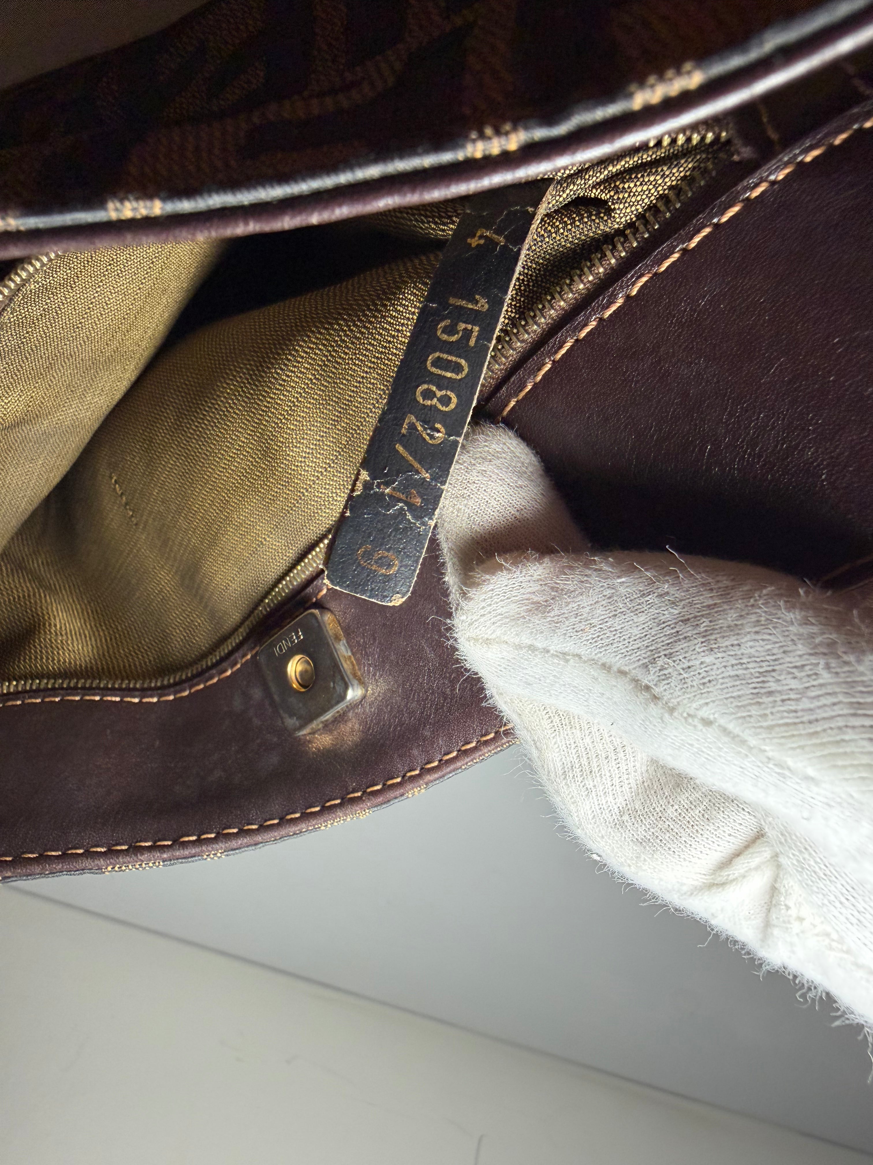Borsa a Spalla Fendi con Iconico Motivo Zucca in Tela Marrone