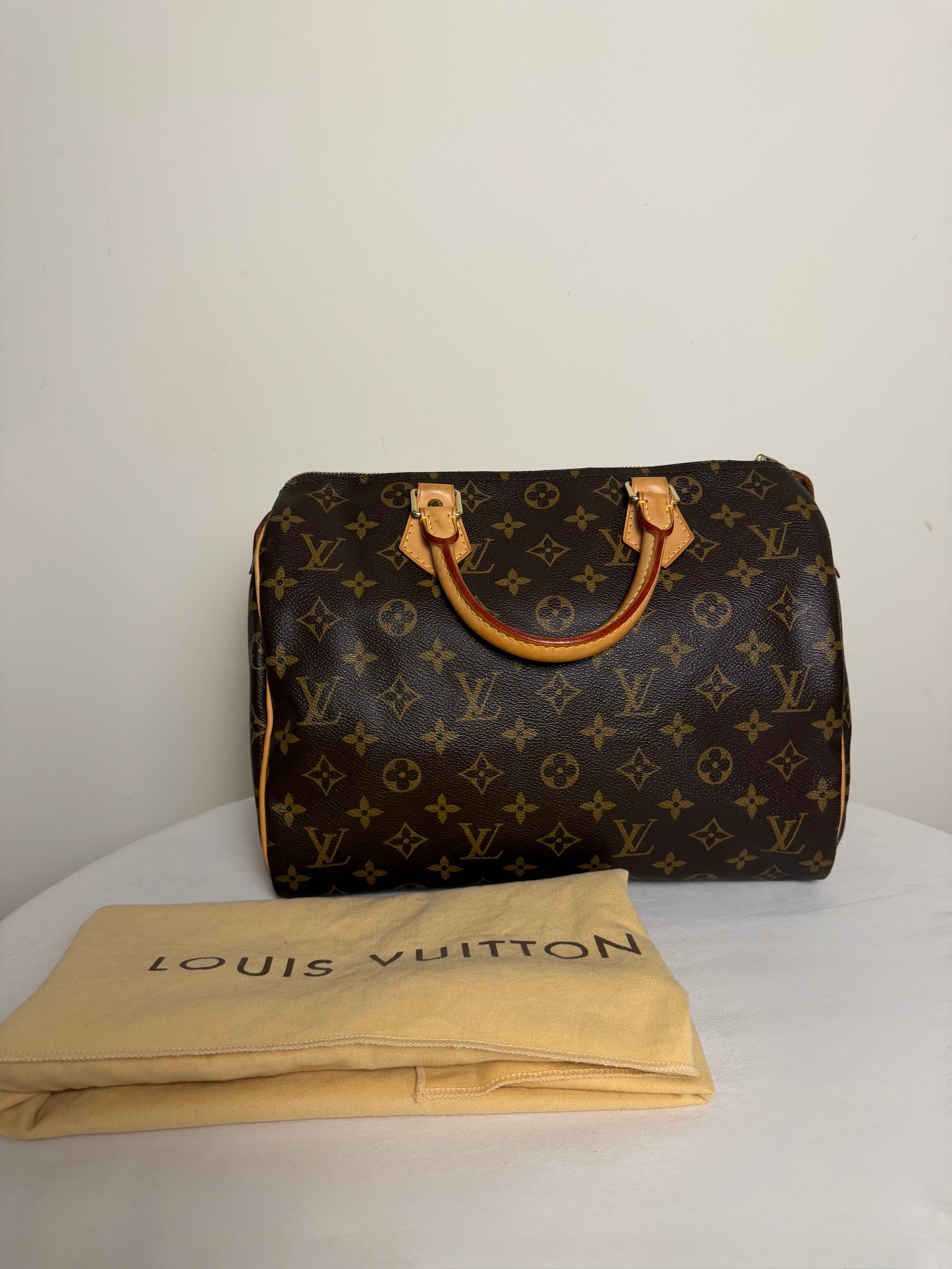 Louis Vuitton Speedy 30