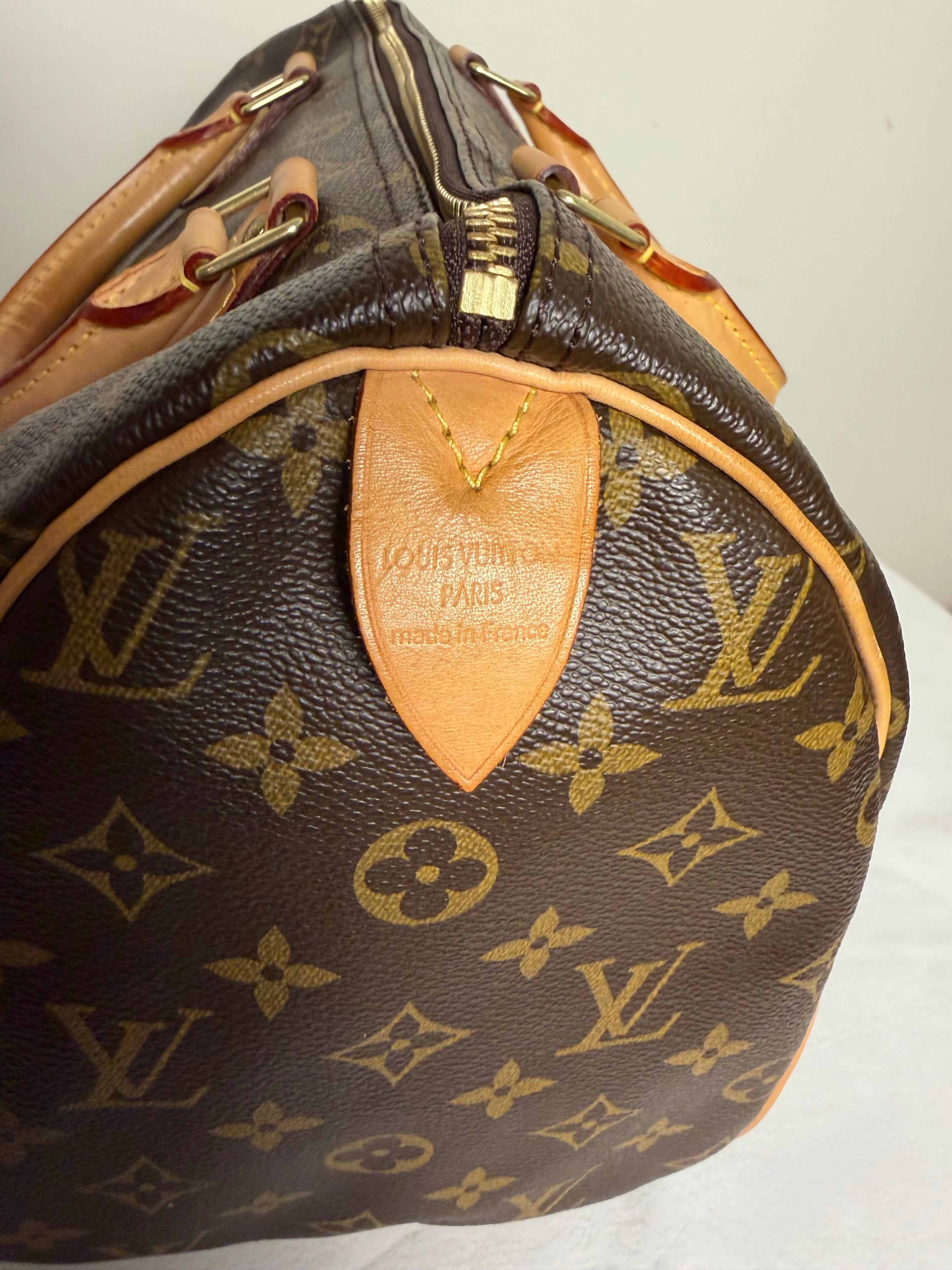 Louis Vuitton Speedy 30