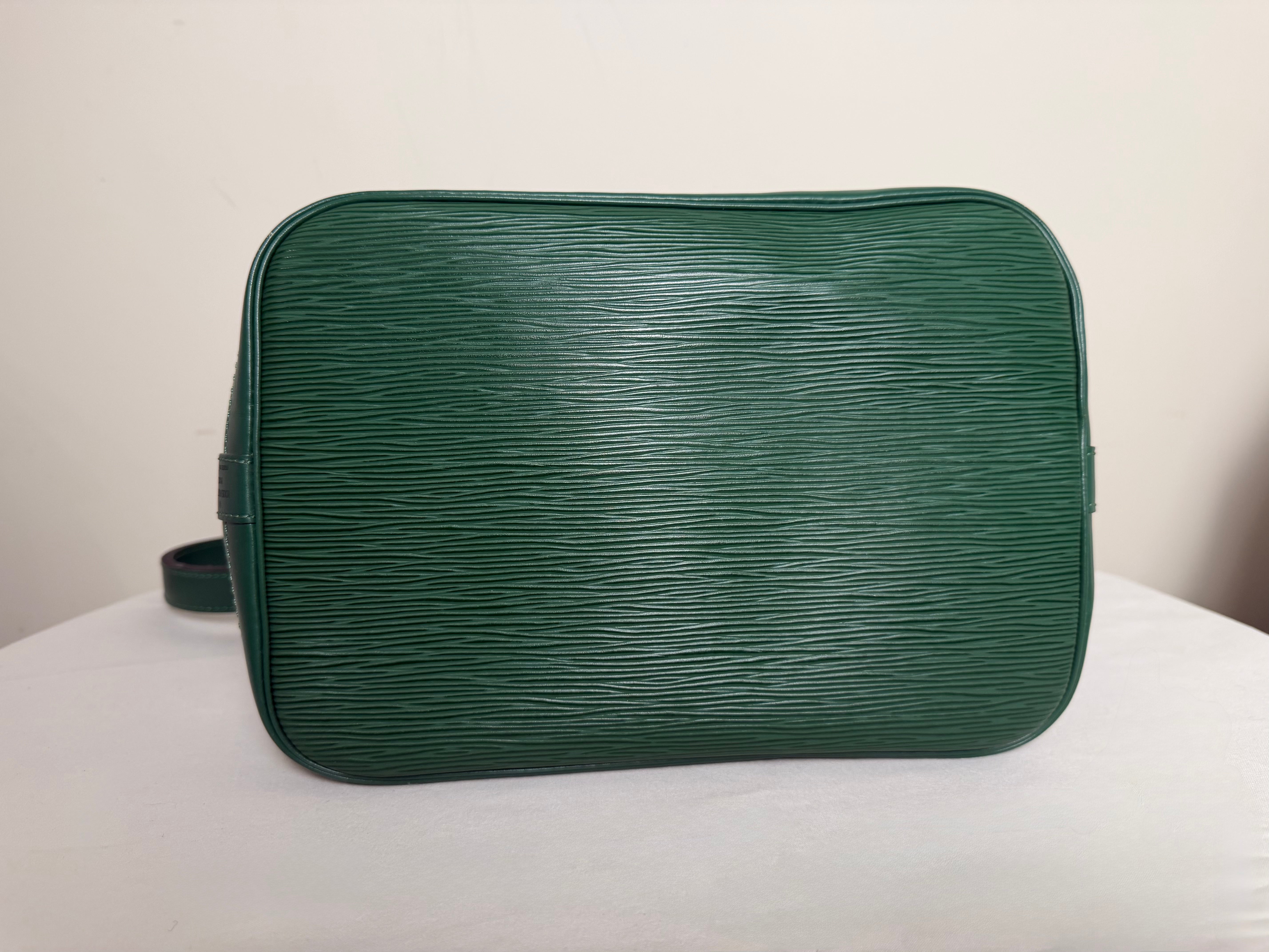 Louis Vuitton Épi Noé