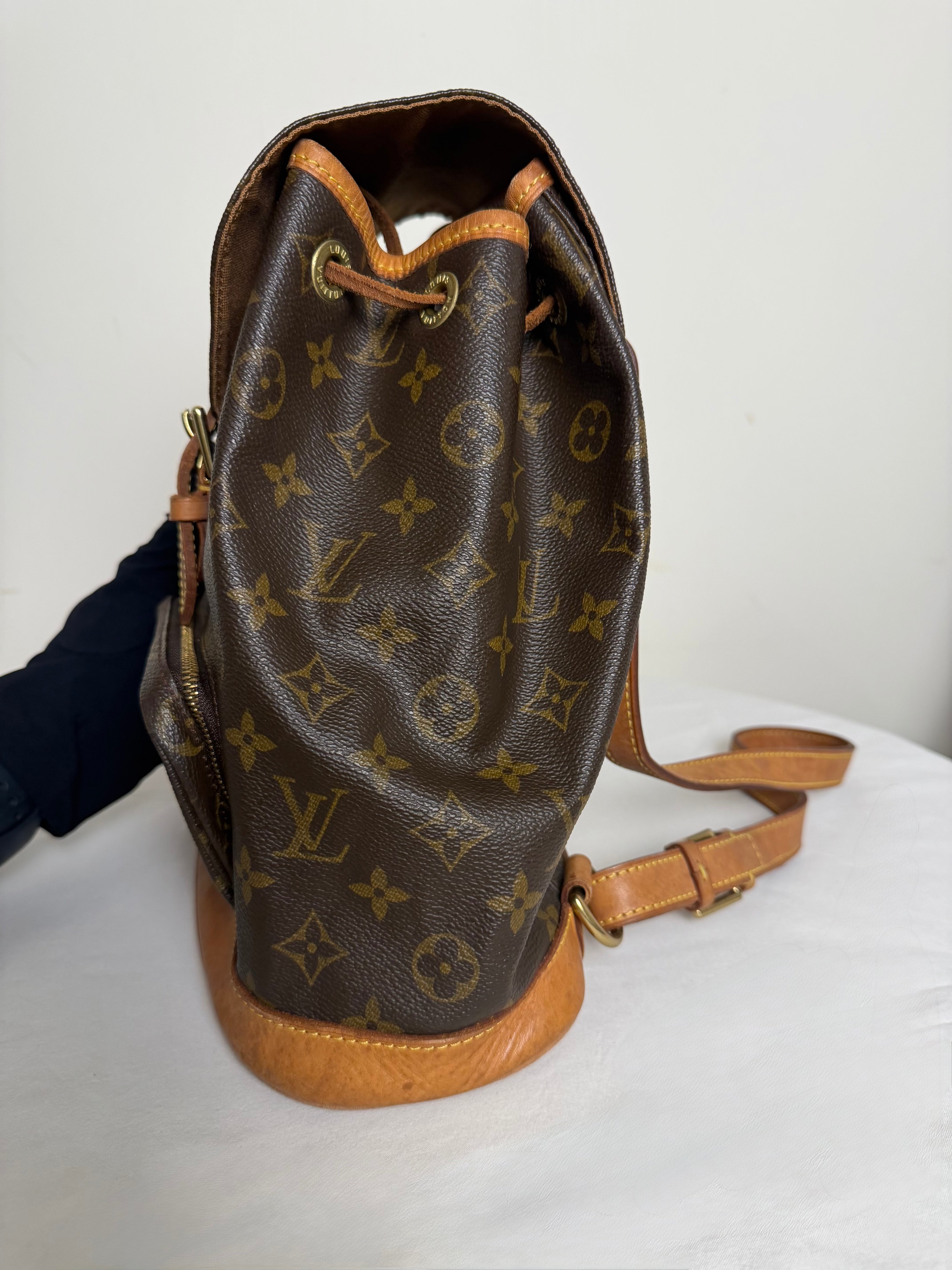 Louis Vuitton Montsouris in tela Monogram