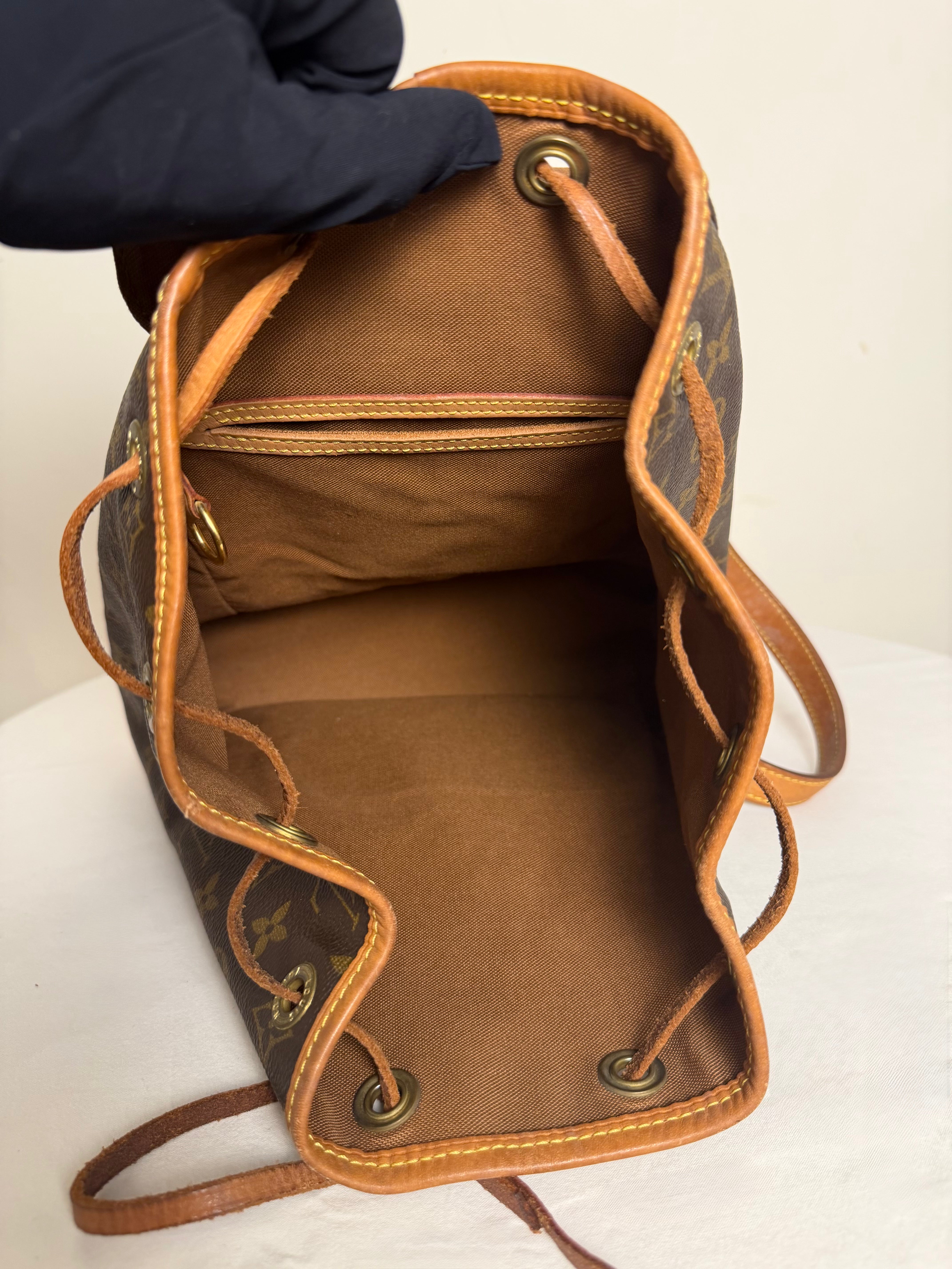 Louis Vuitton Montsouris in tela Monogram