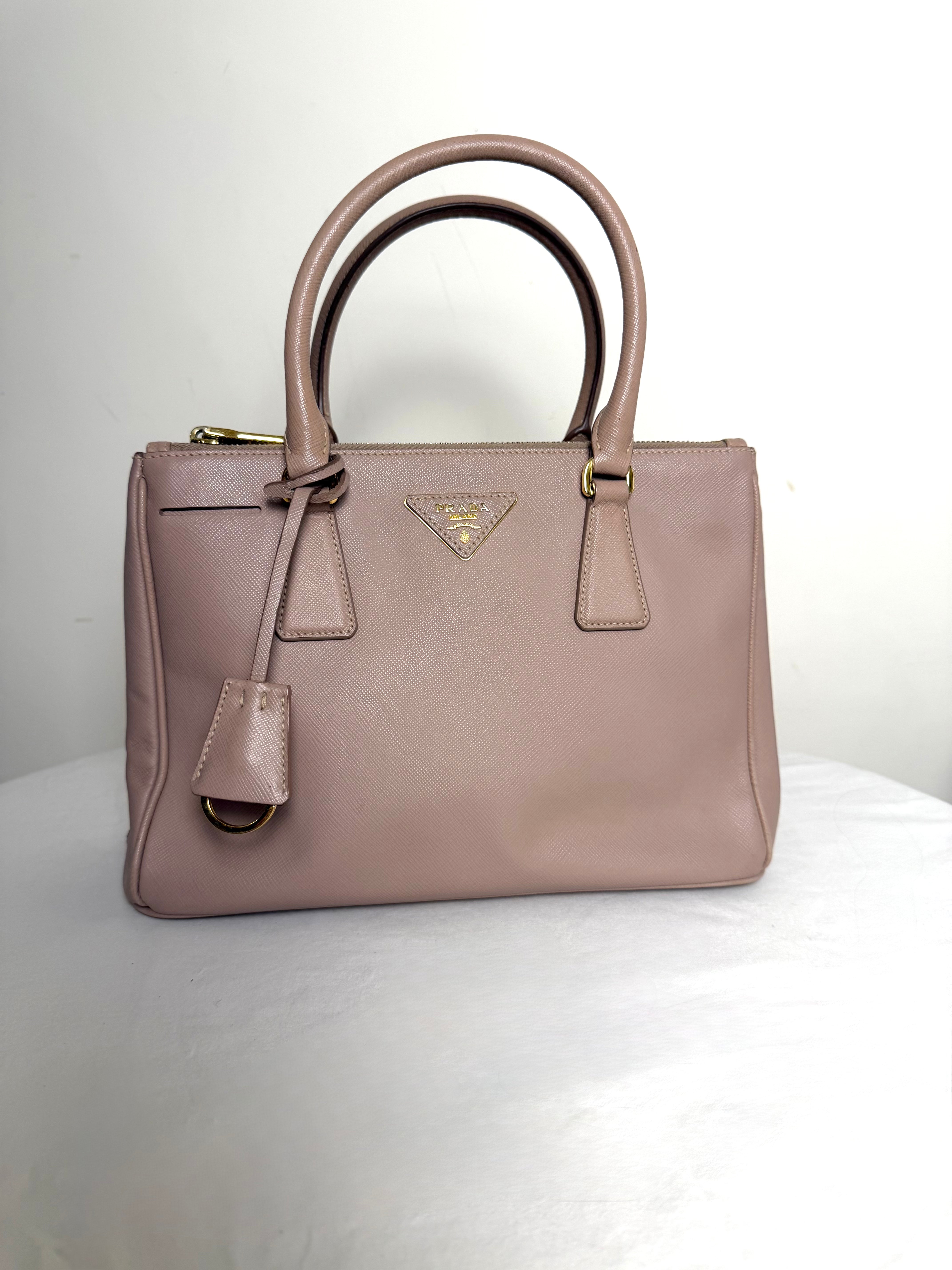 Prada Galleria in pelle Saffiano