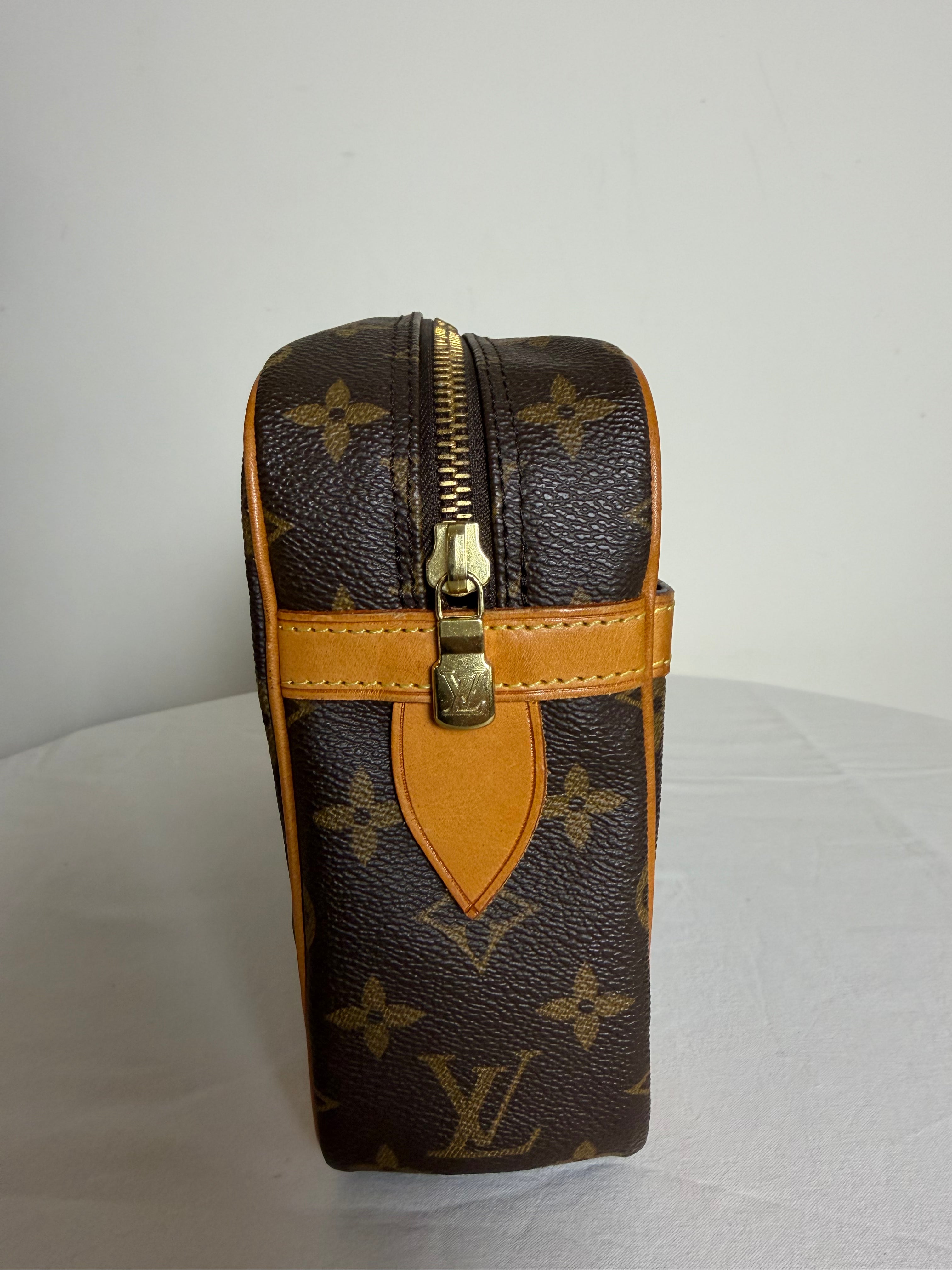 Pouch Louis Vuitton Trocadero