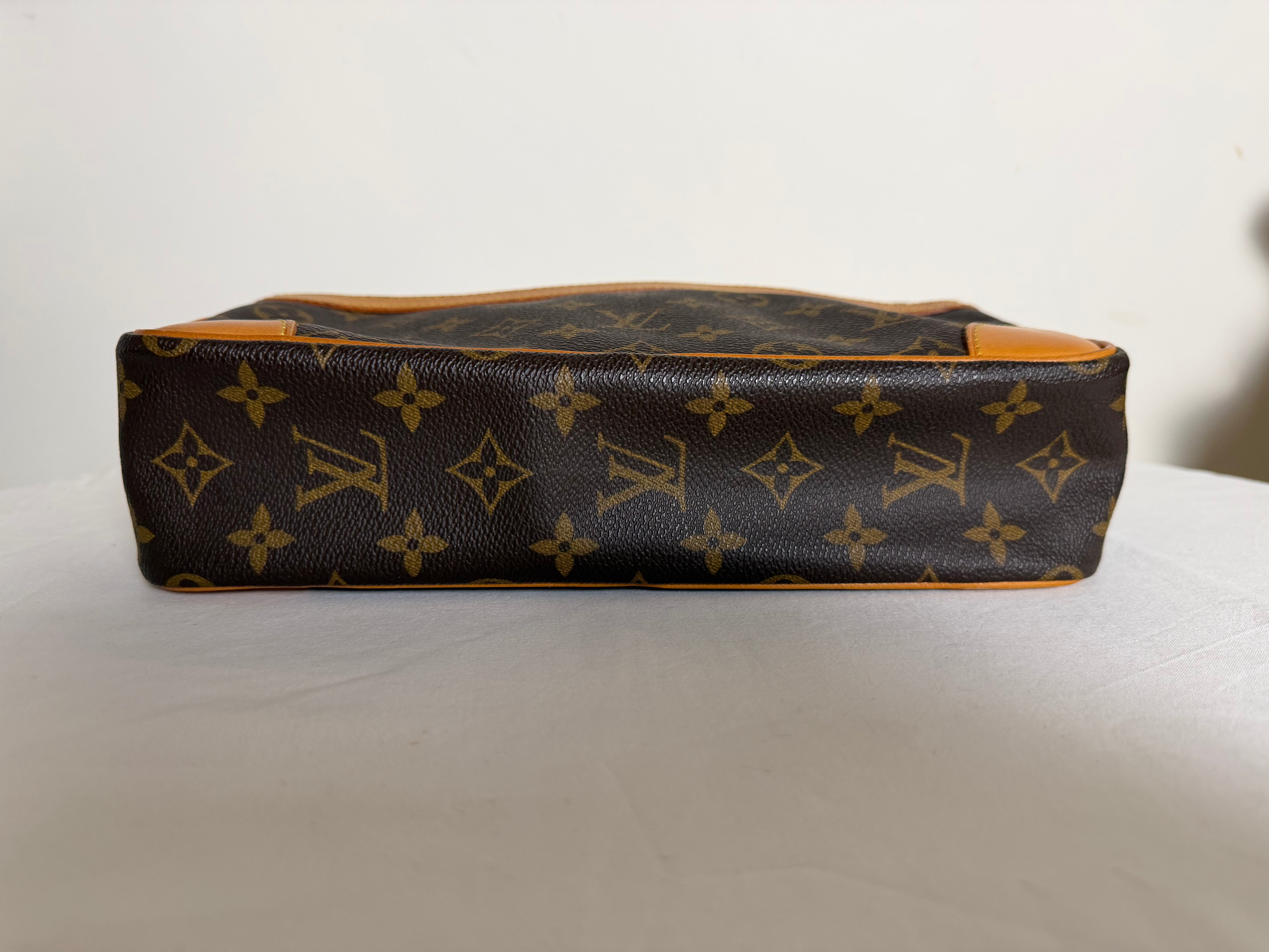 Pouch Louis Vuitton Trocadero