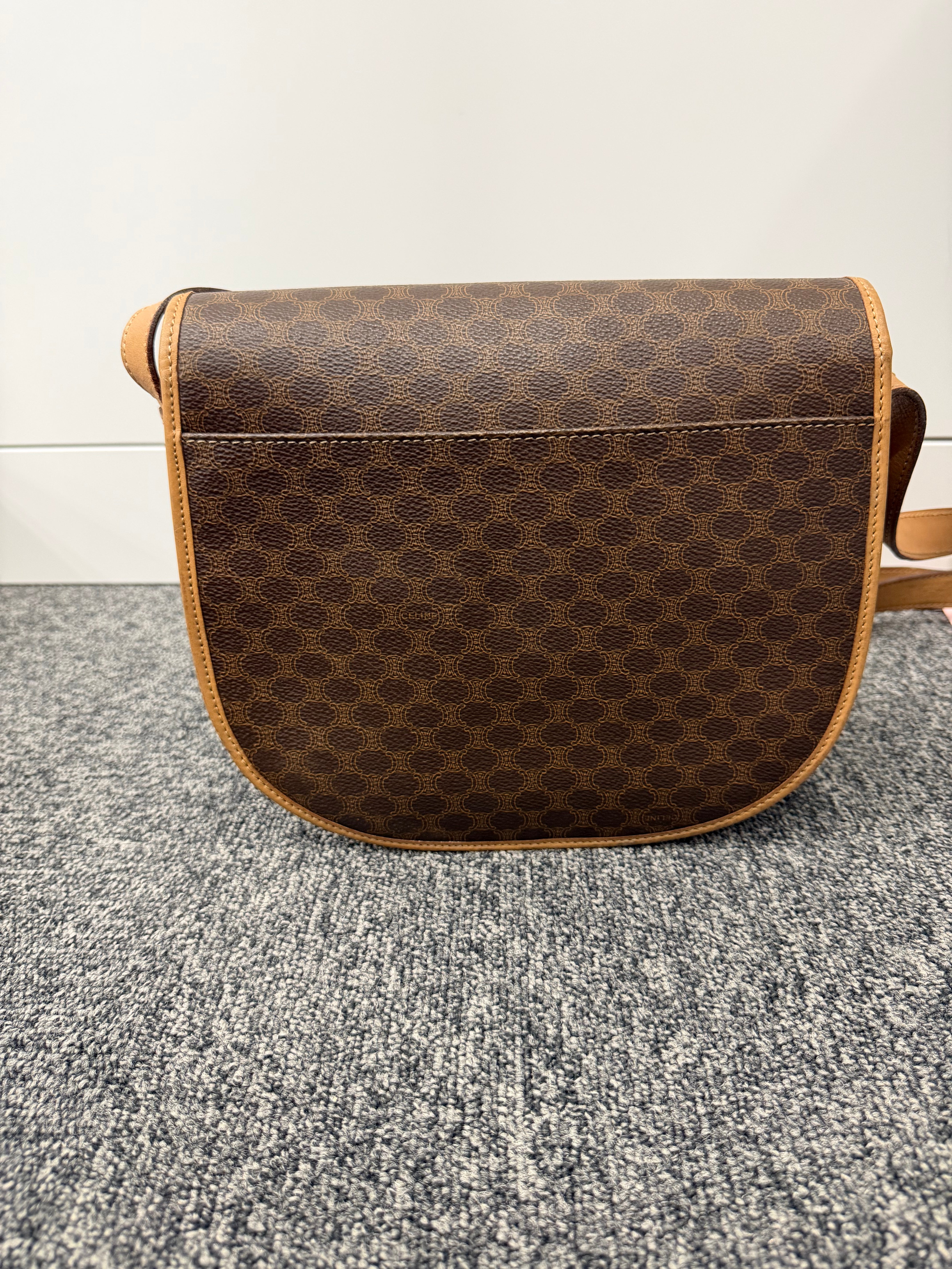 Borsa a Tracolla Vintage Celine con Iconico Motivo Macadam