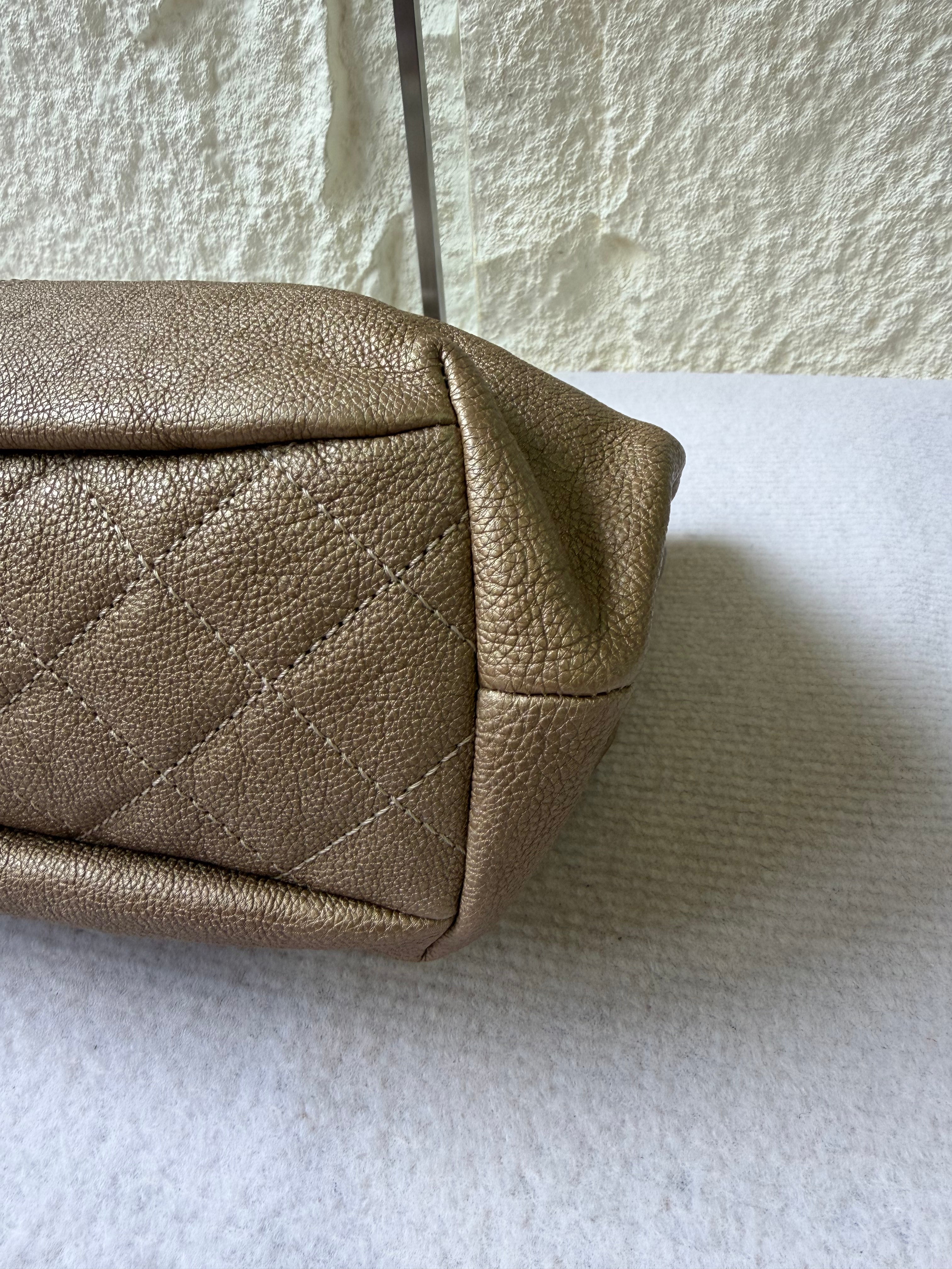 Borsa Chanel Quilted Caviar Flap