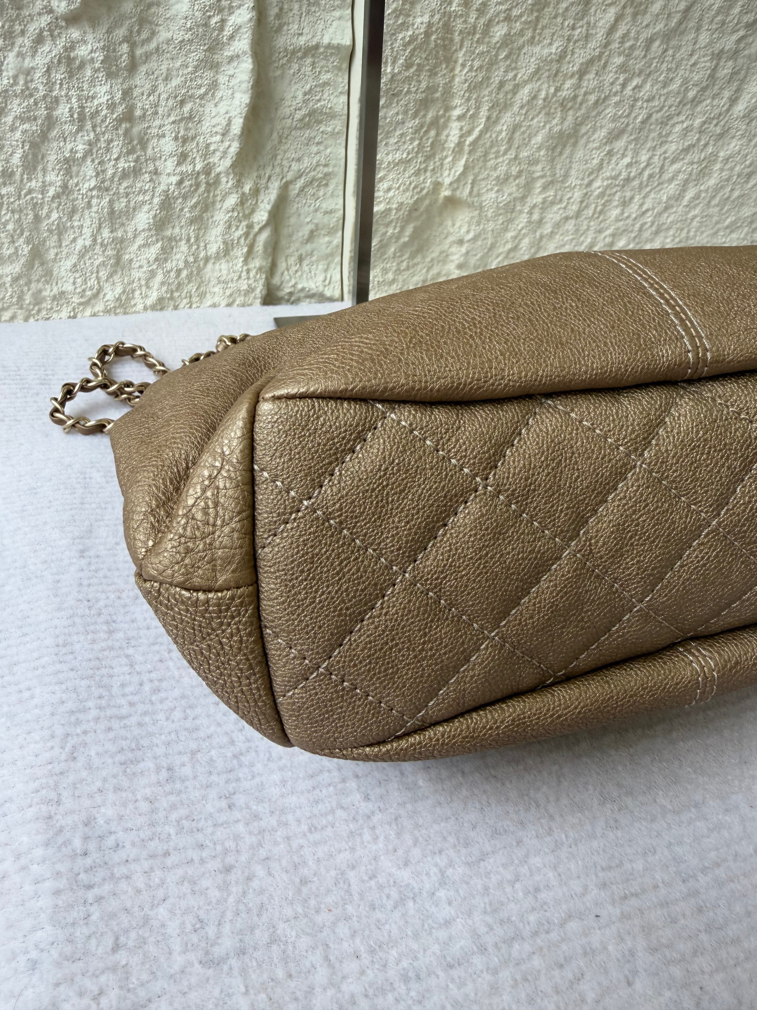Borsa Chanel Quilted Caviar Flap