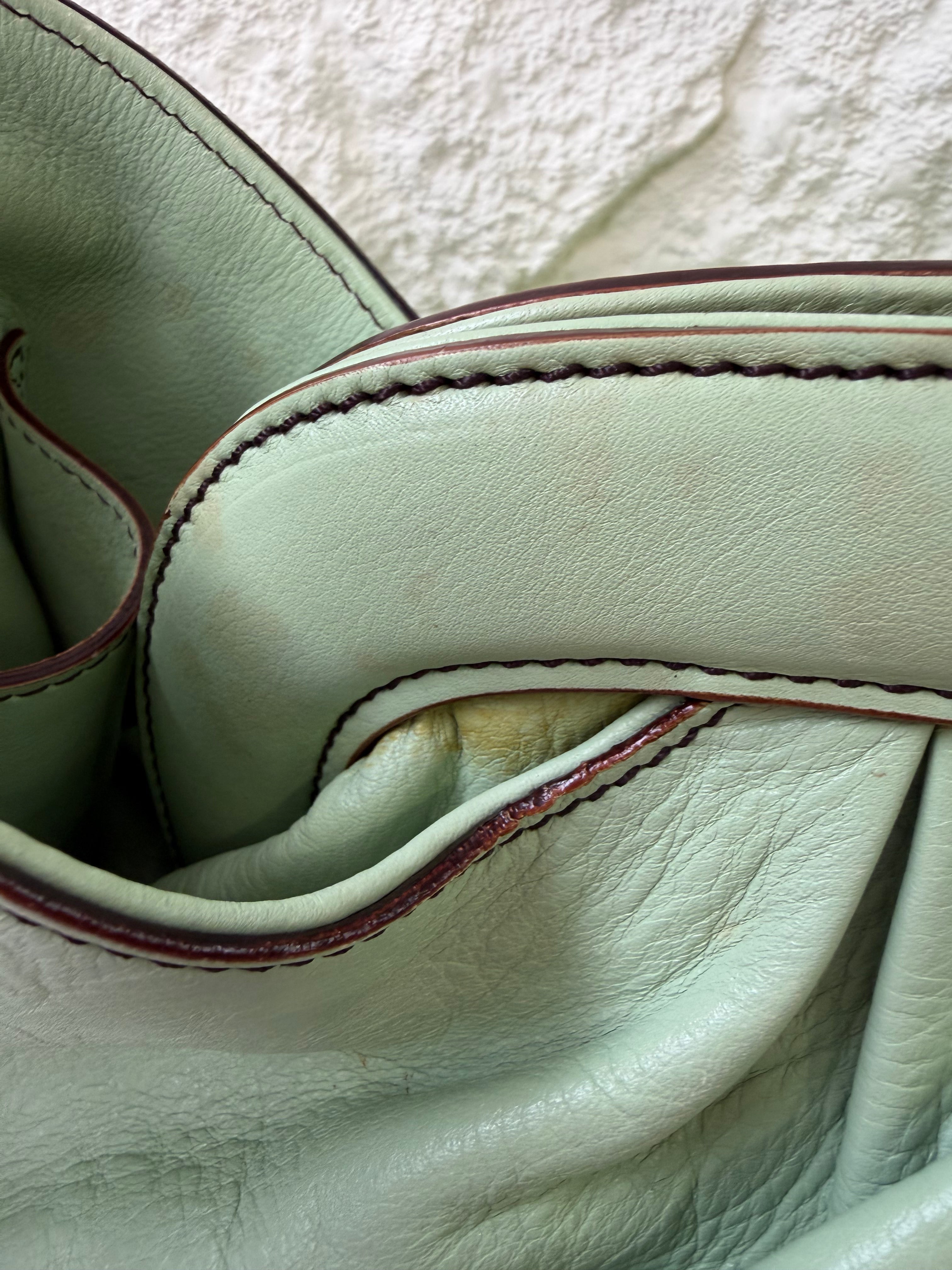 Borsa Tote in Pelle Verde Salvia di Fendi