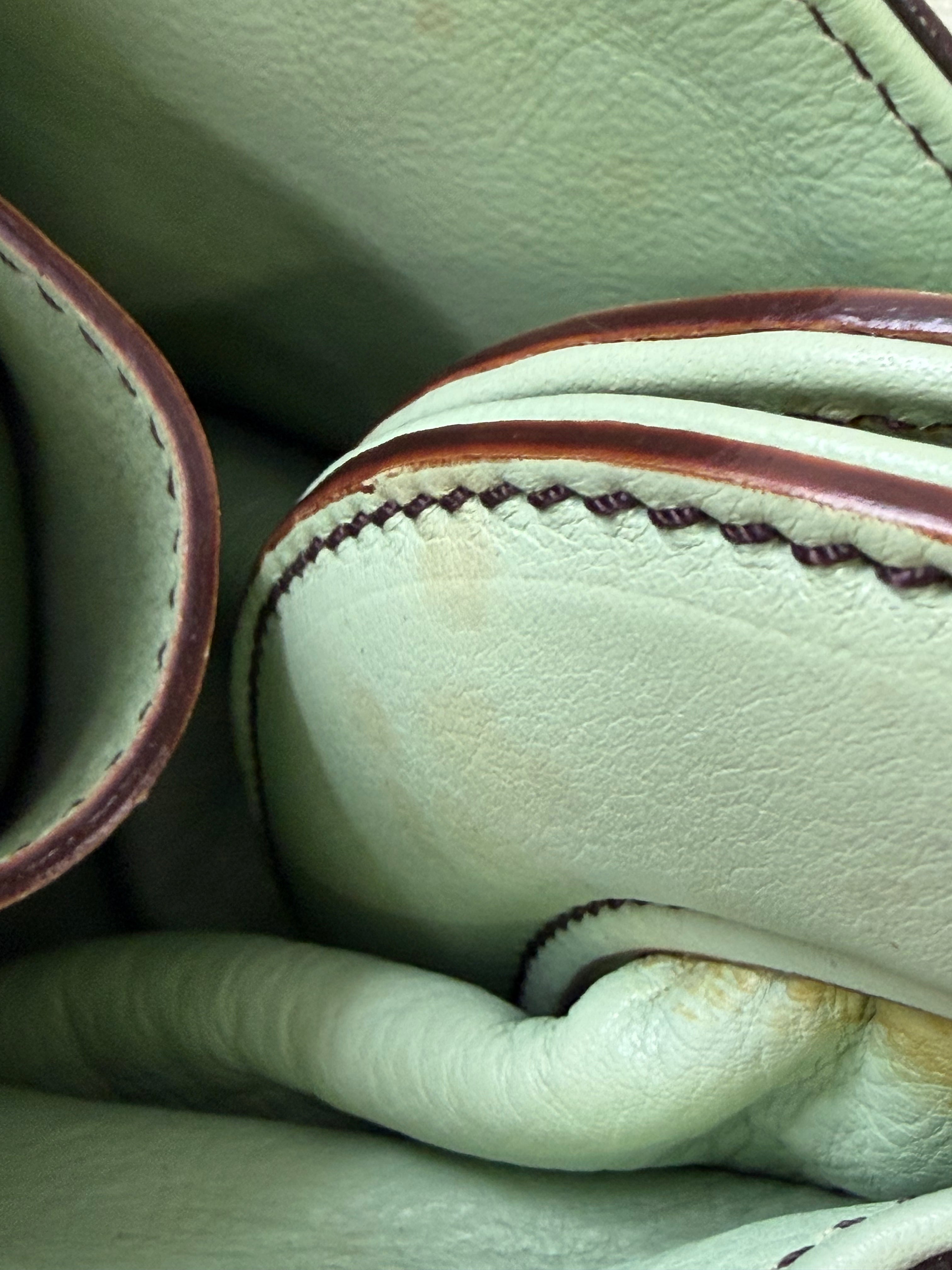 Borsa Tote in Pelle Verde Salvia di Fendi
