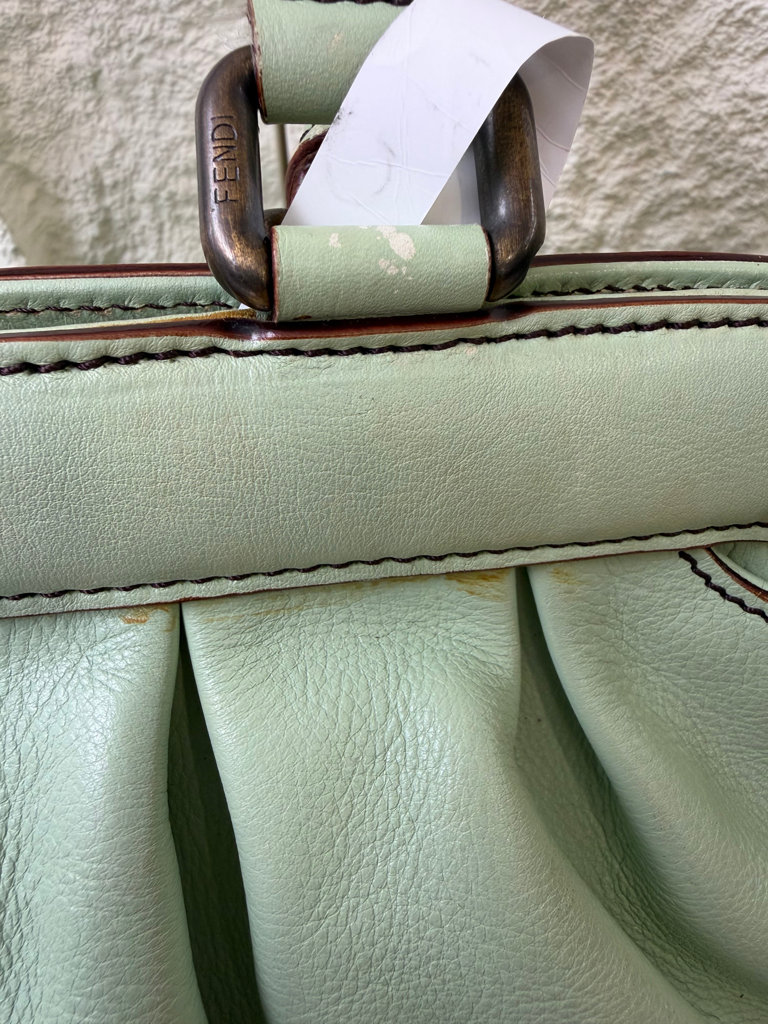 Borsa Tote in Pelle Verde Salvia di Fendi