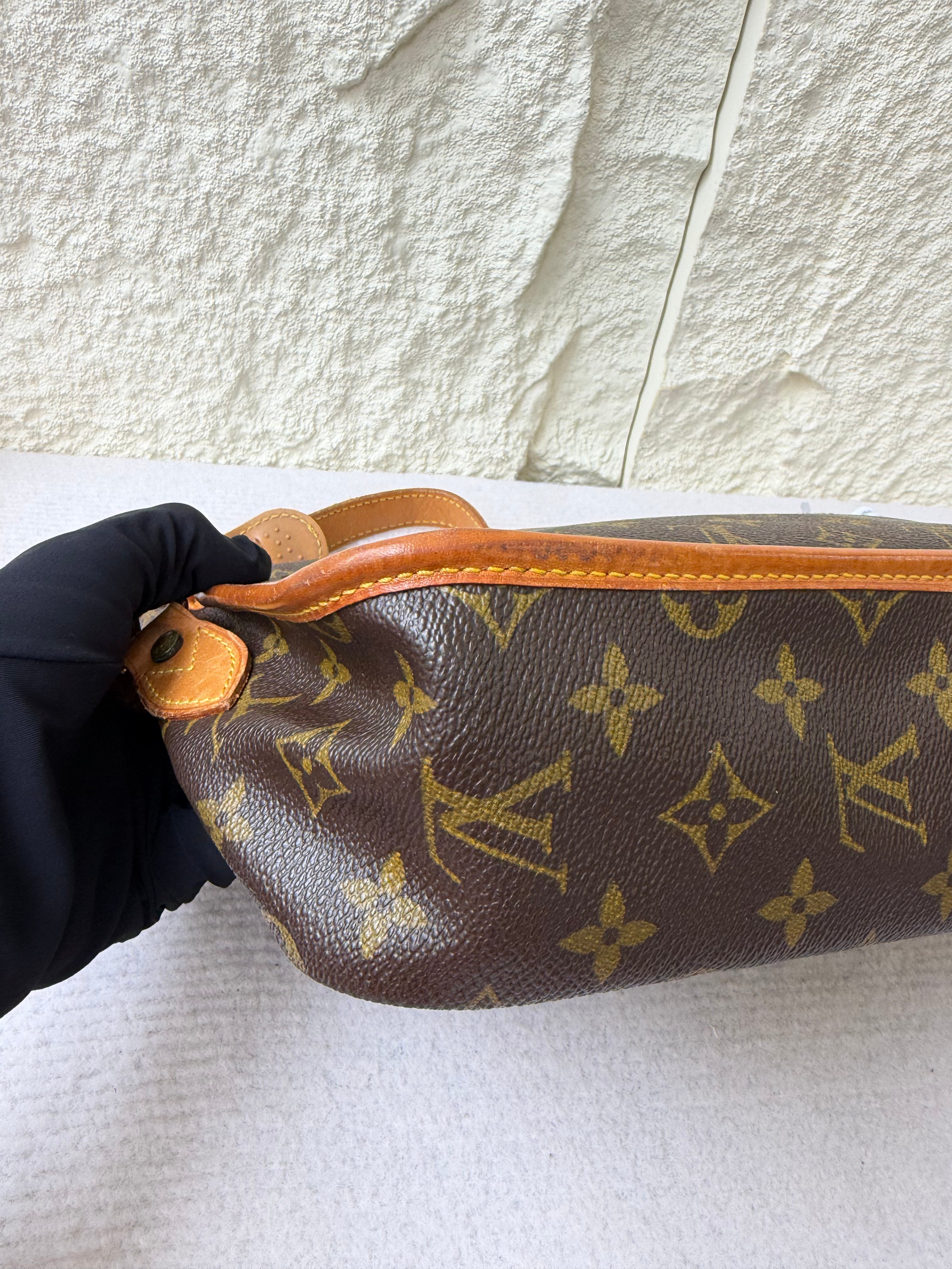 Borsa a Tracolla Vintage Louis Vuitton Gibecière MM in Tela Monogram