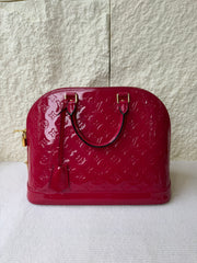 Borsa Louis Vuitton Alma PM in Pelle Monogram Vernis Color Rose Indien