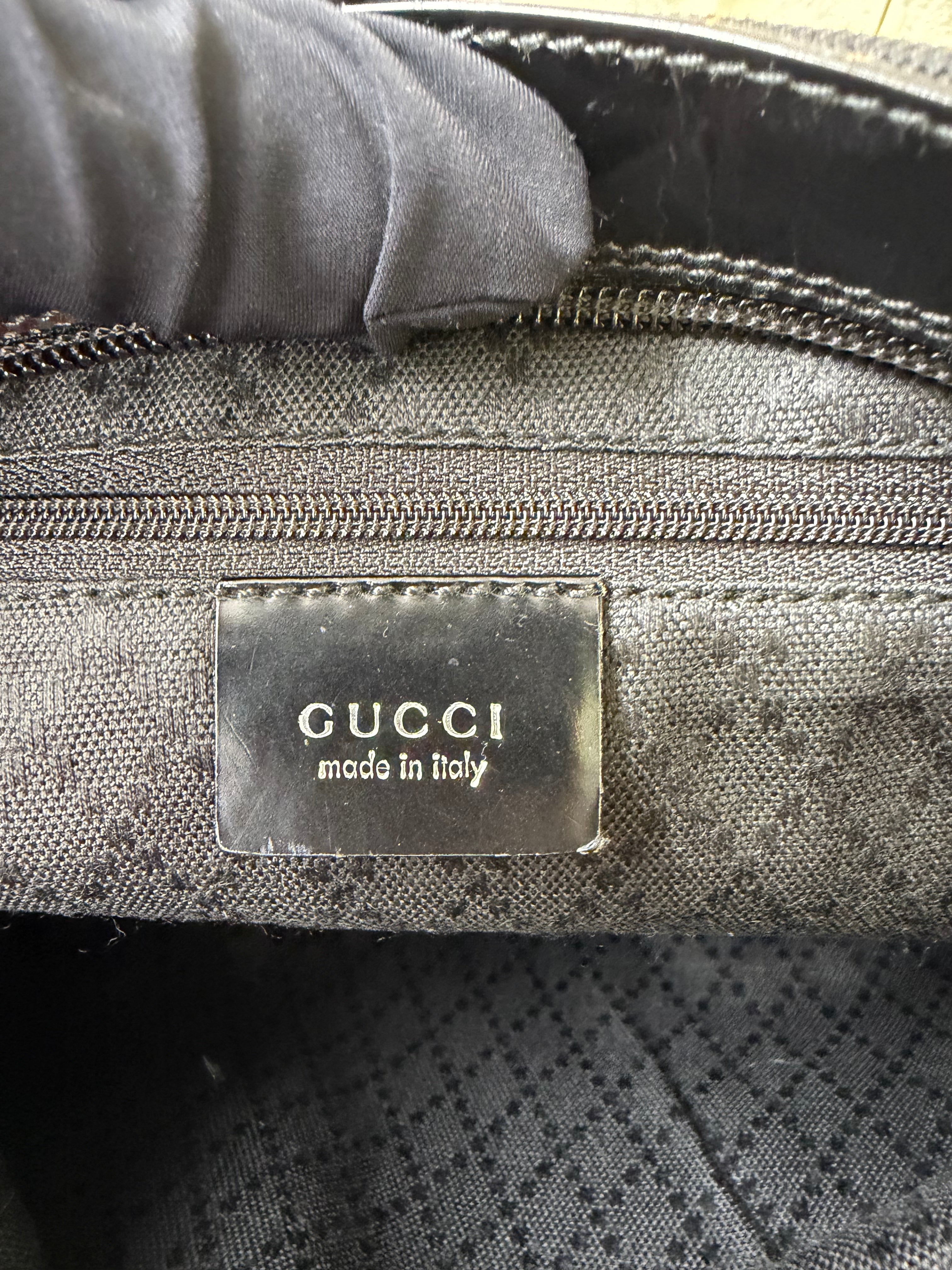 Borsa a Spalla Vintage di Gucci in Tela con Iconico Manico in Bambù