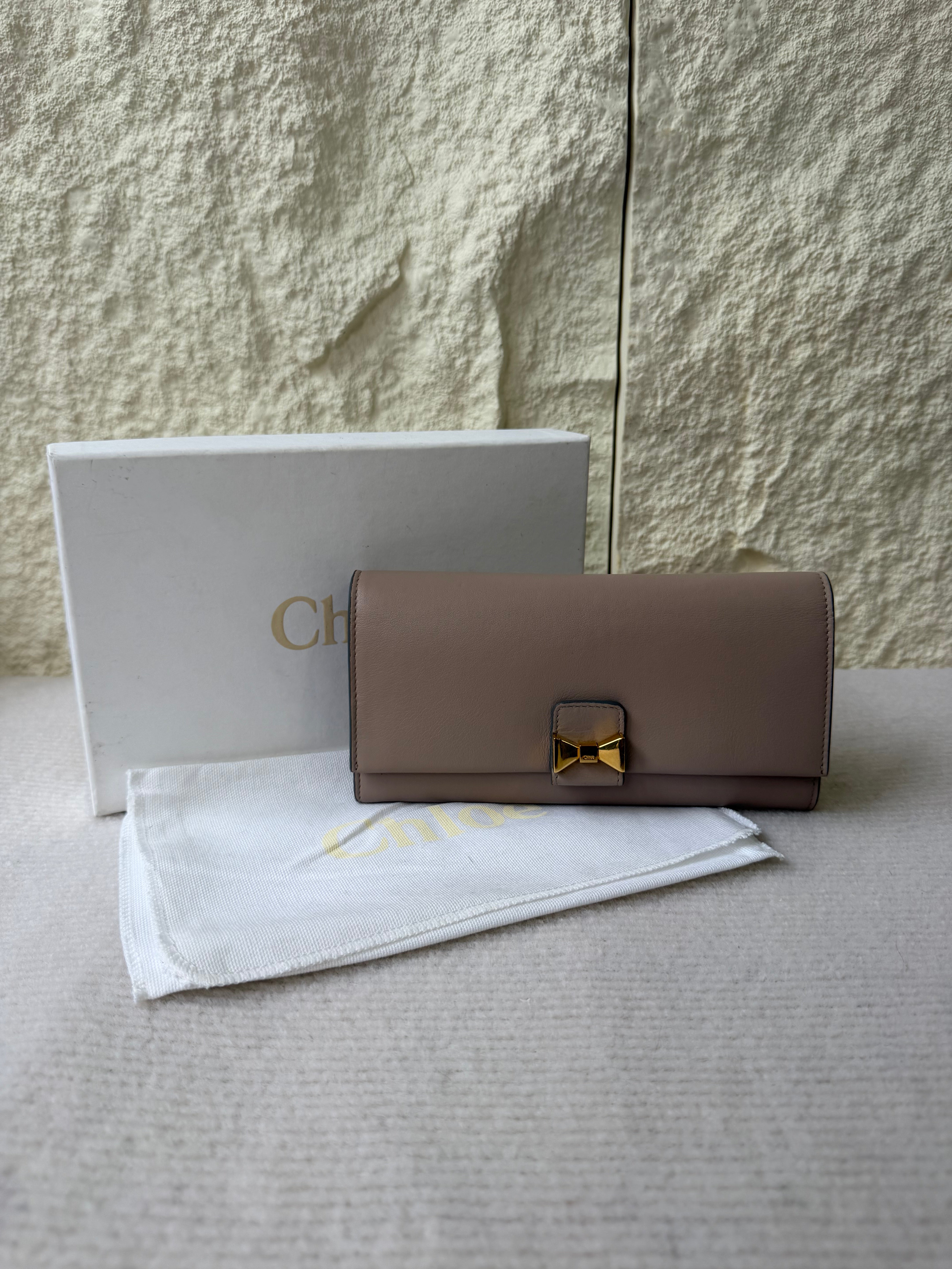 Portafoglio Lungo di Chloé in Pelle Beige