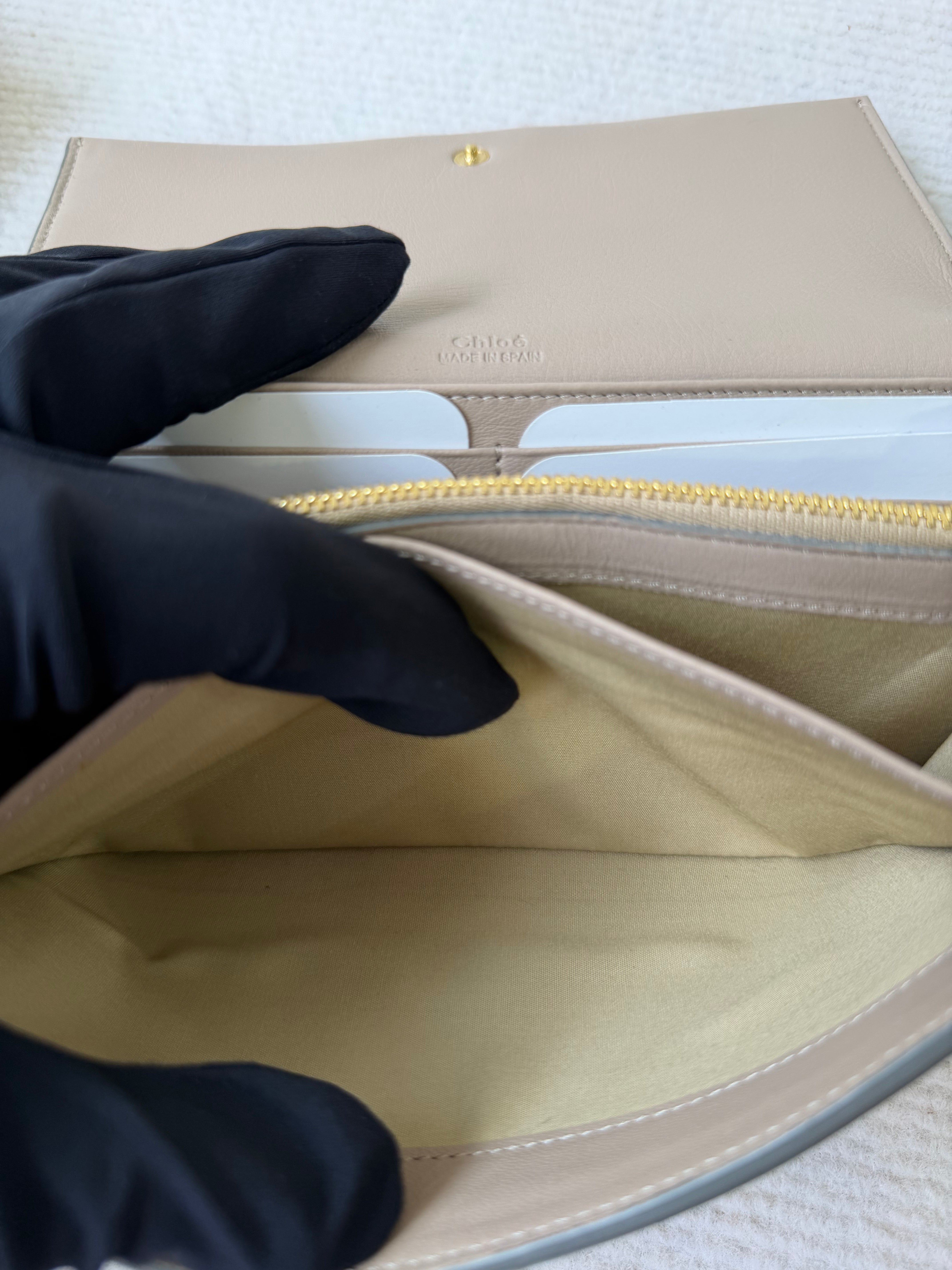 Portafoglio Lungo di Chloé in Pelle Beige