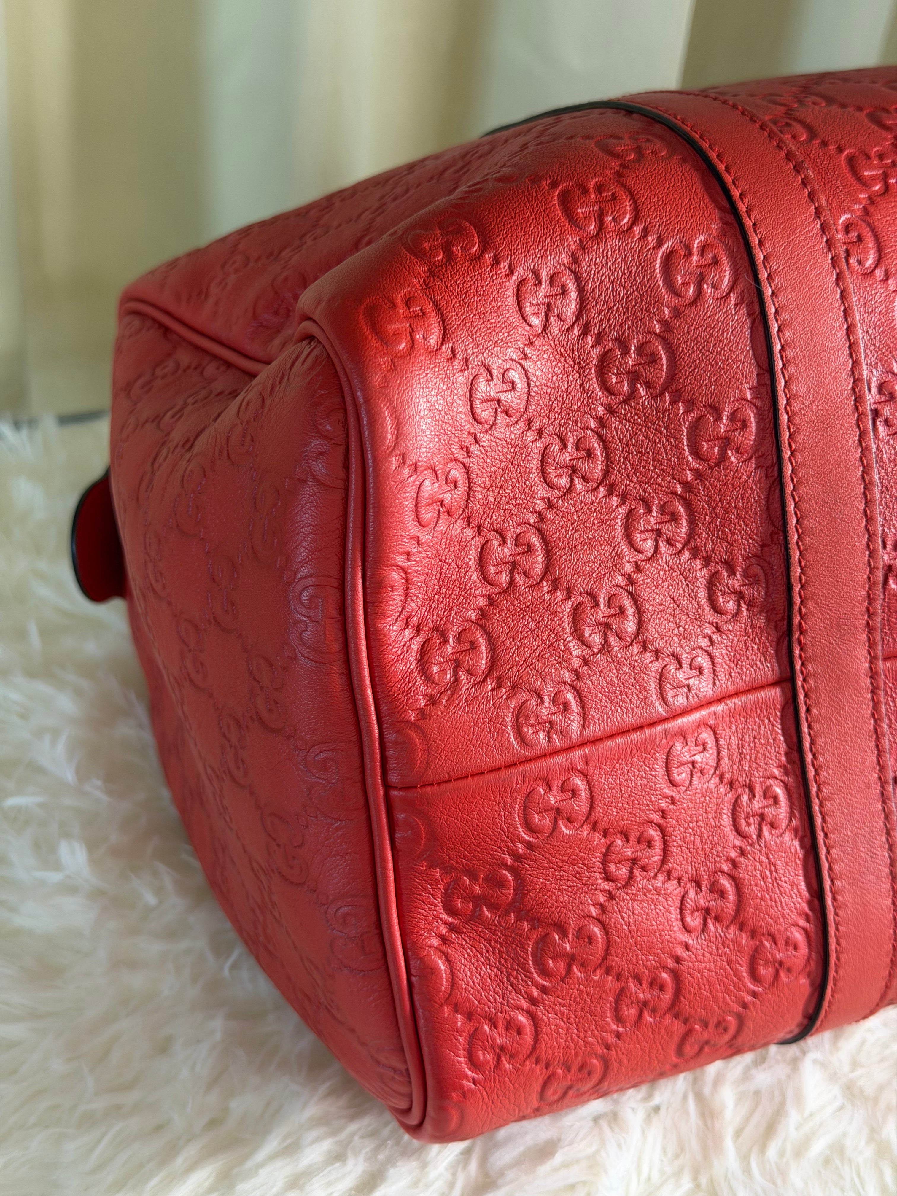 Borsa Gucci Medium Guccissima Joy Boston Bag in Pelle Rossa