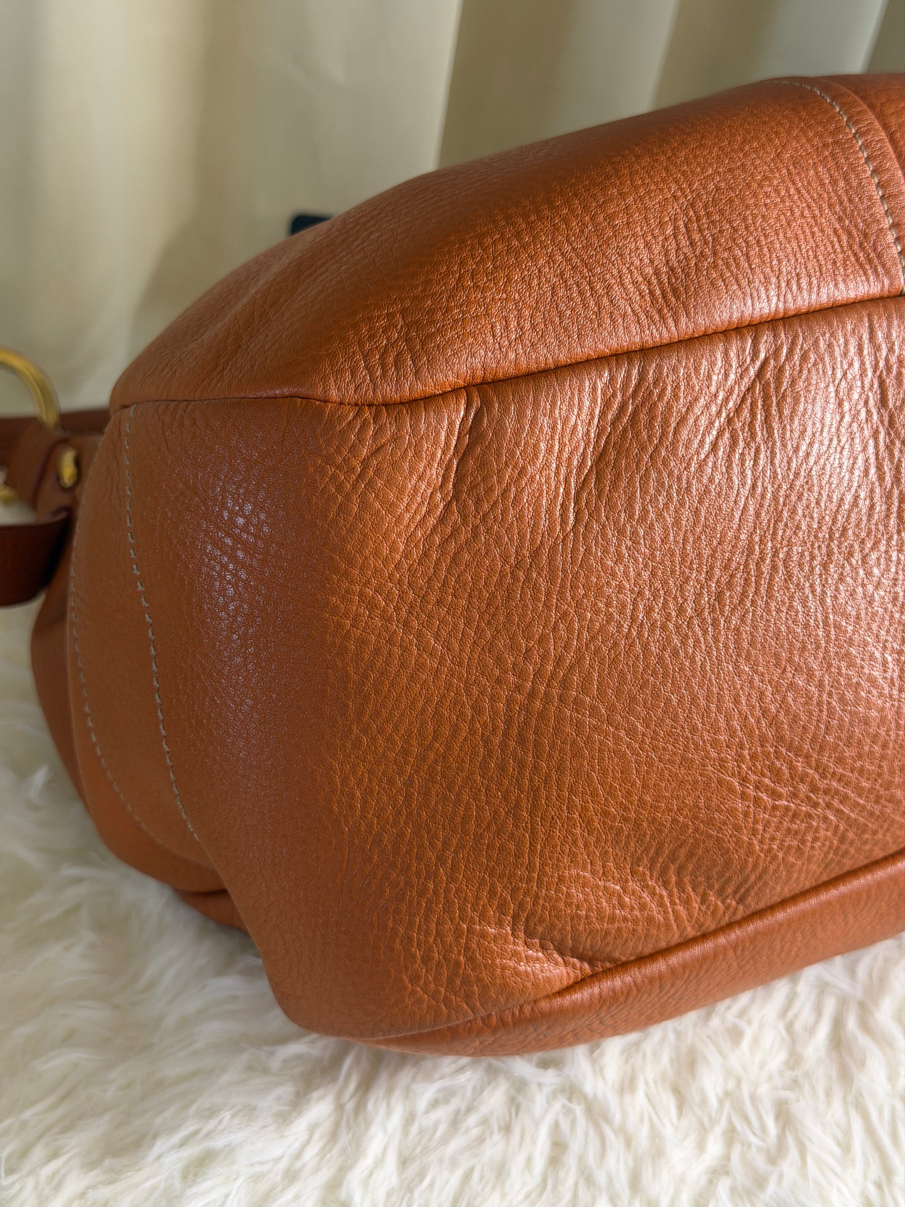 Borsa a Spalla Prada in Pelle Martellata Color Arancione