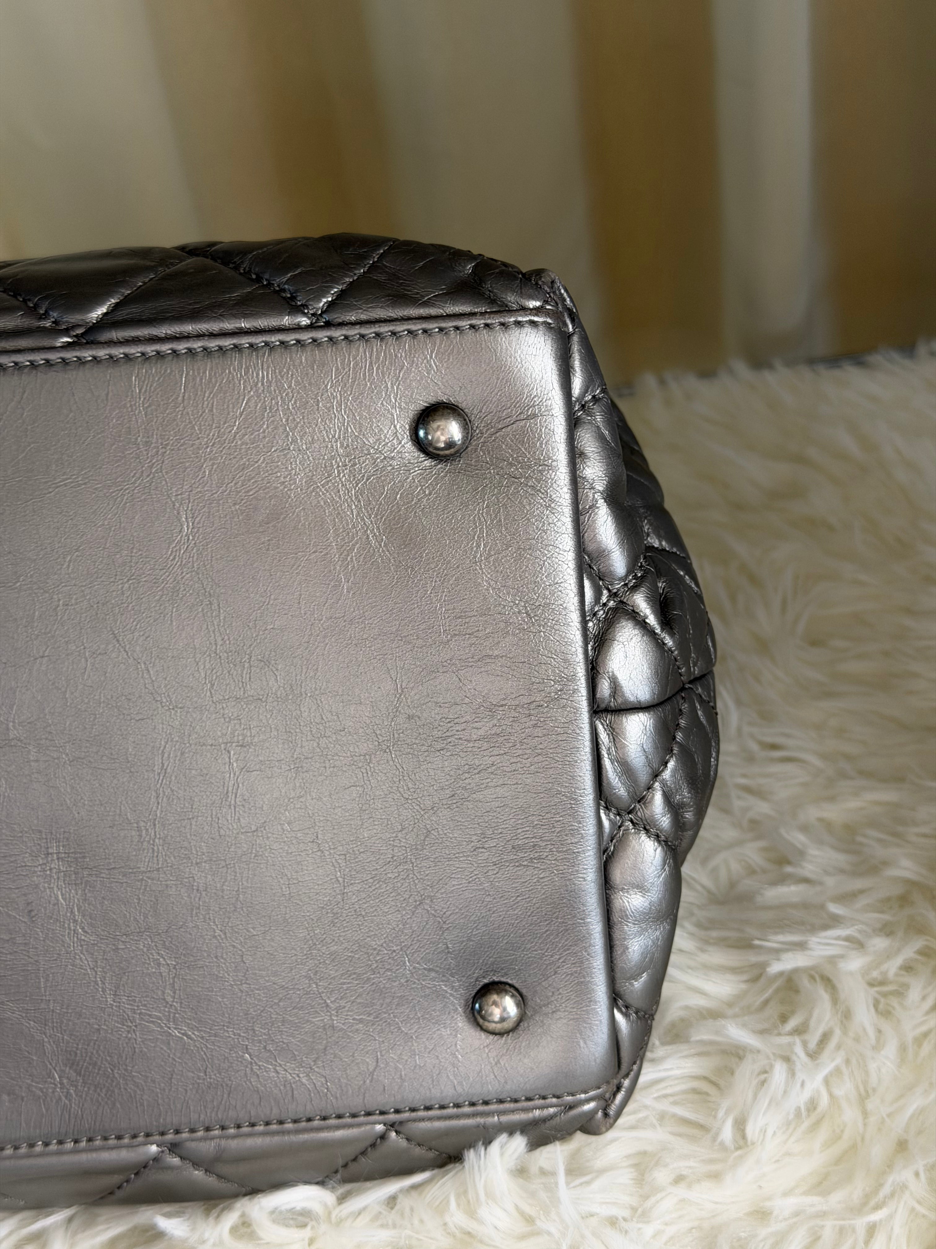 Borsa Tote Chanel Chain Me in Pelle Metallizzata
