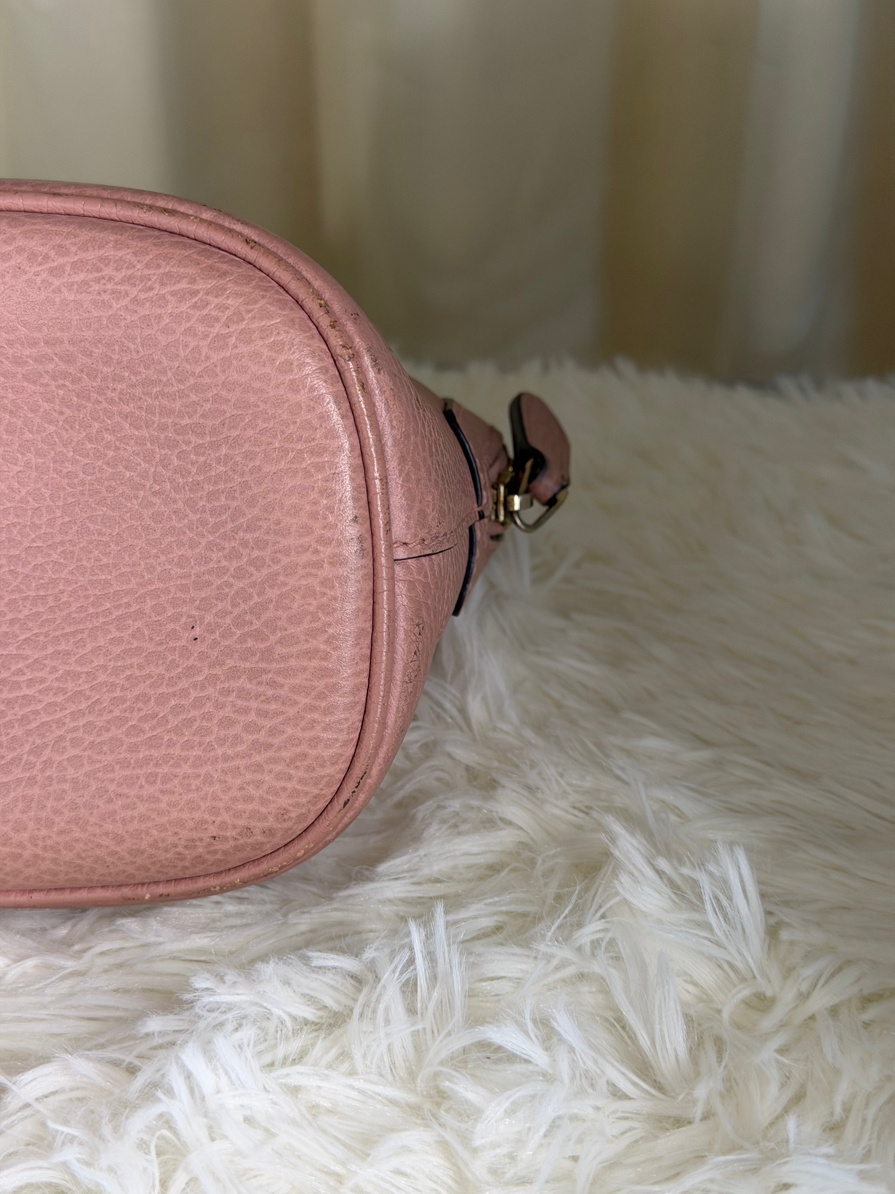 Borsa Gucci Dome in Pelle Martellata di Colore Rosa