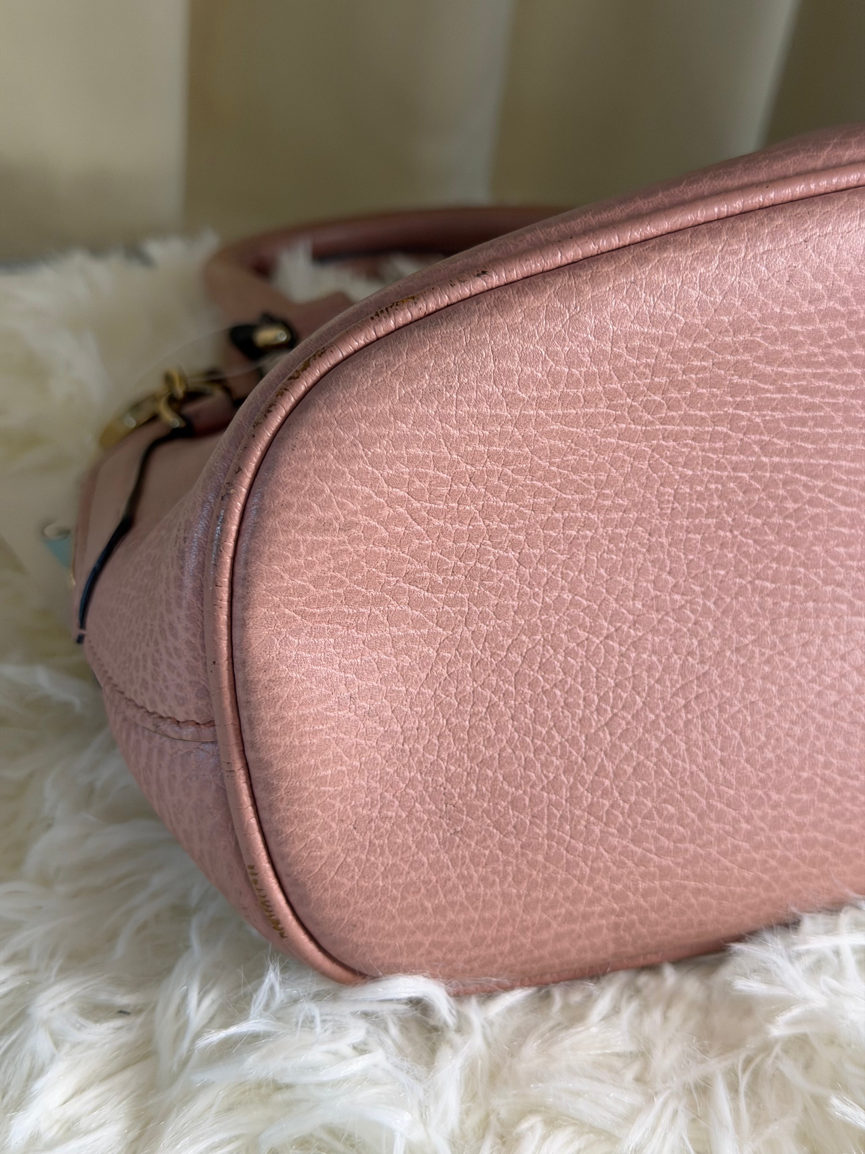 Borsa Gucci Dome in Pelle Martellata di Colore Rosa