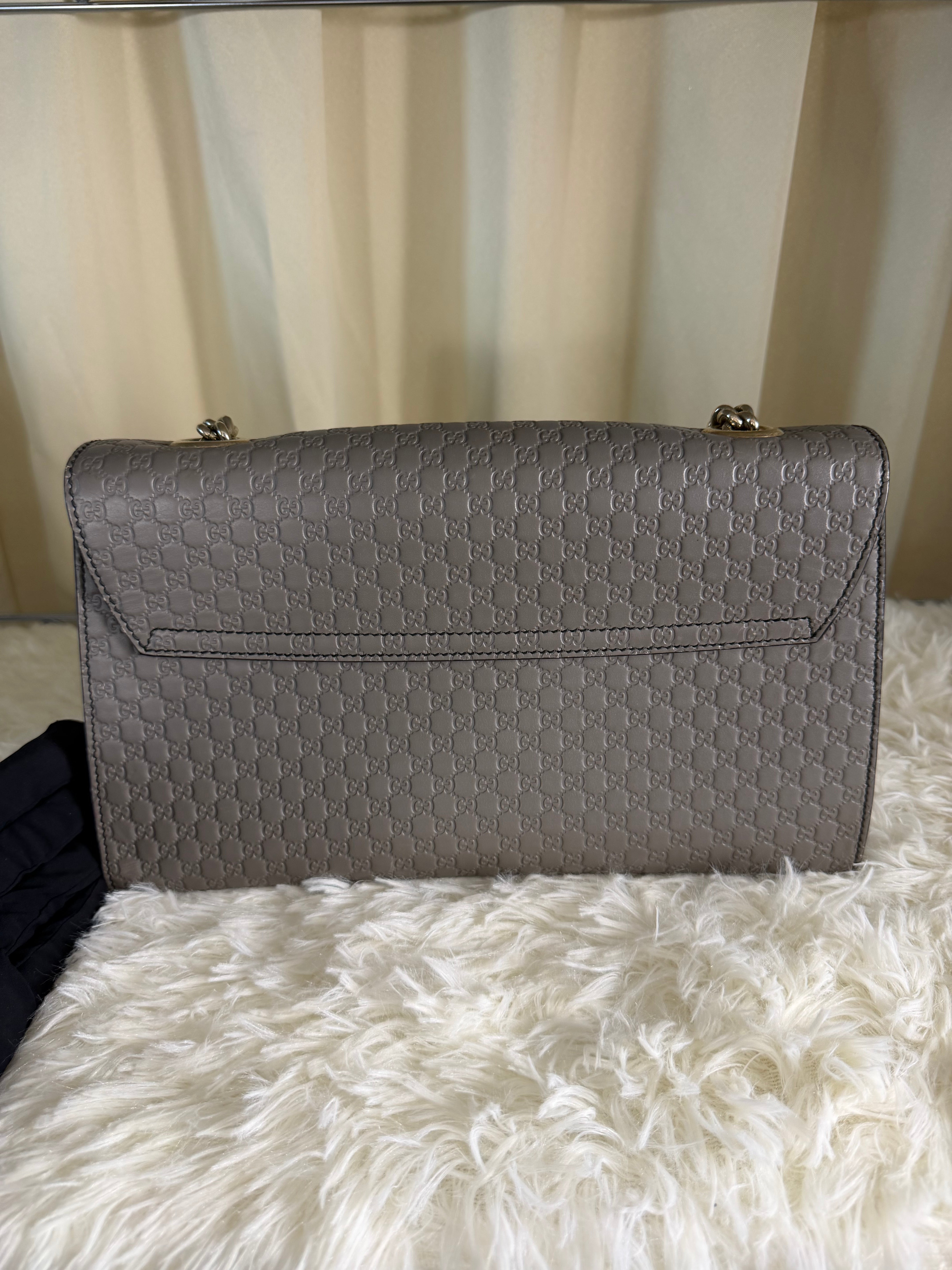 Borsa a Spalla Media Gucci Emily in Pelle Microguccissima Grigia