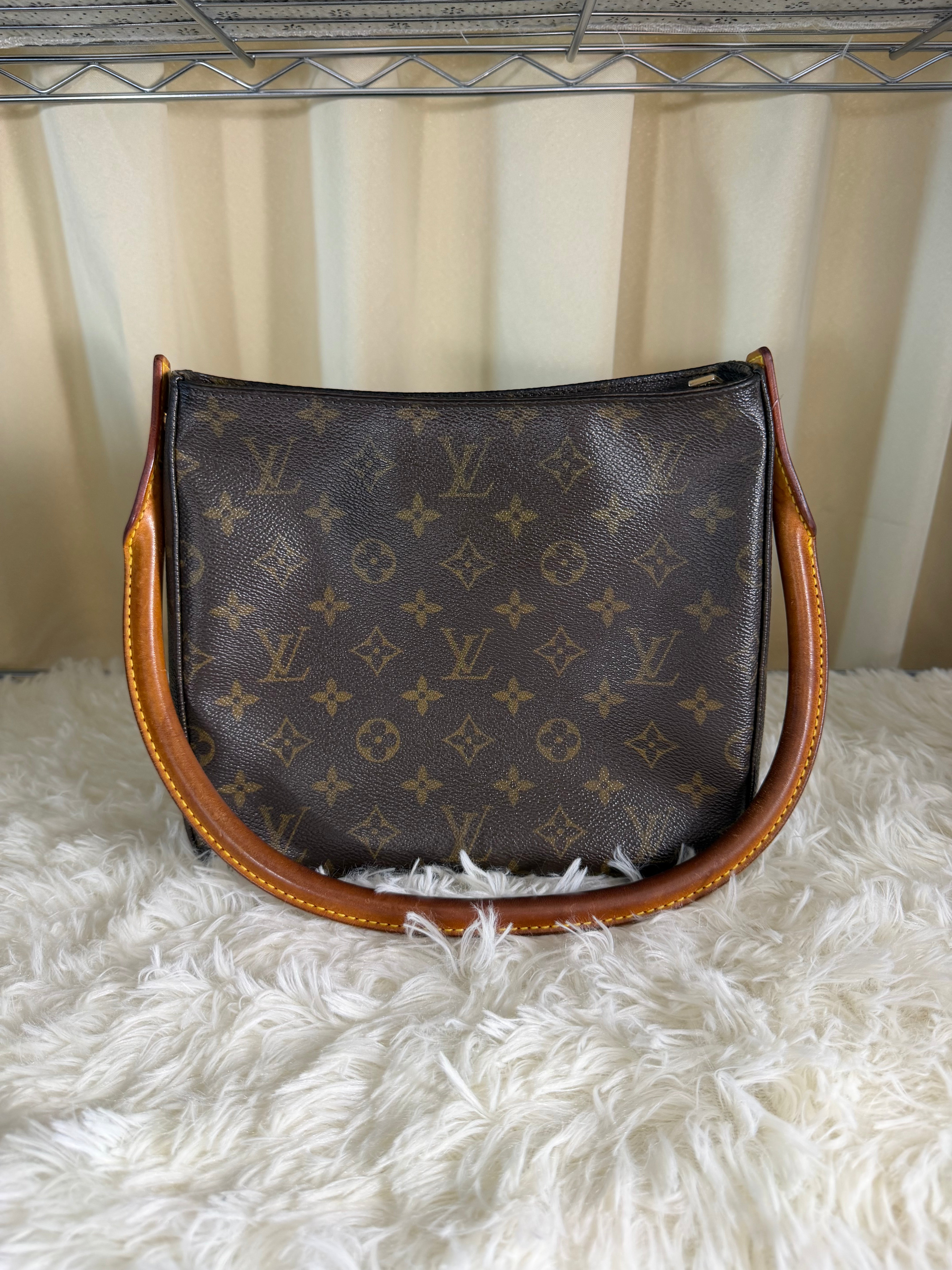 Borsa a Spalla Louis Vuitton Looping MM in Tela Monogram