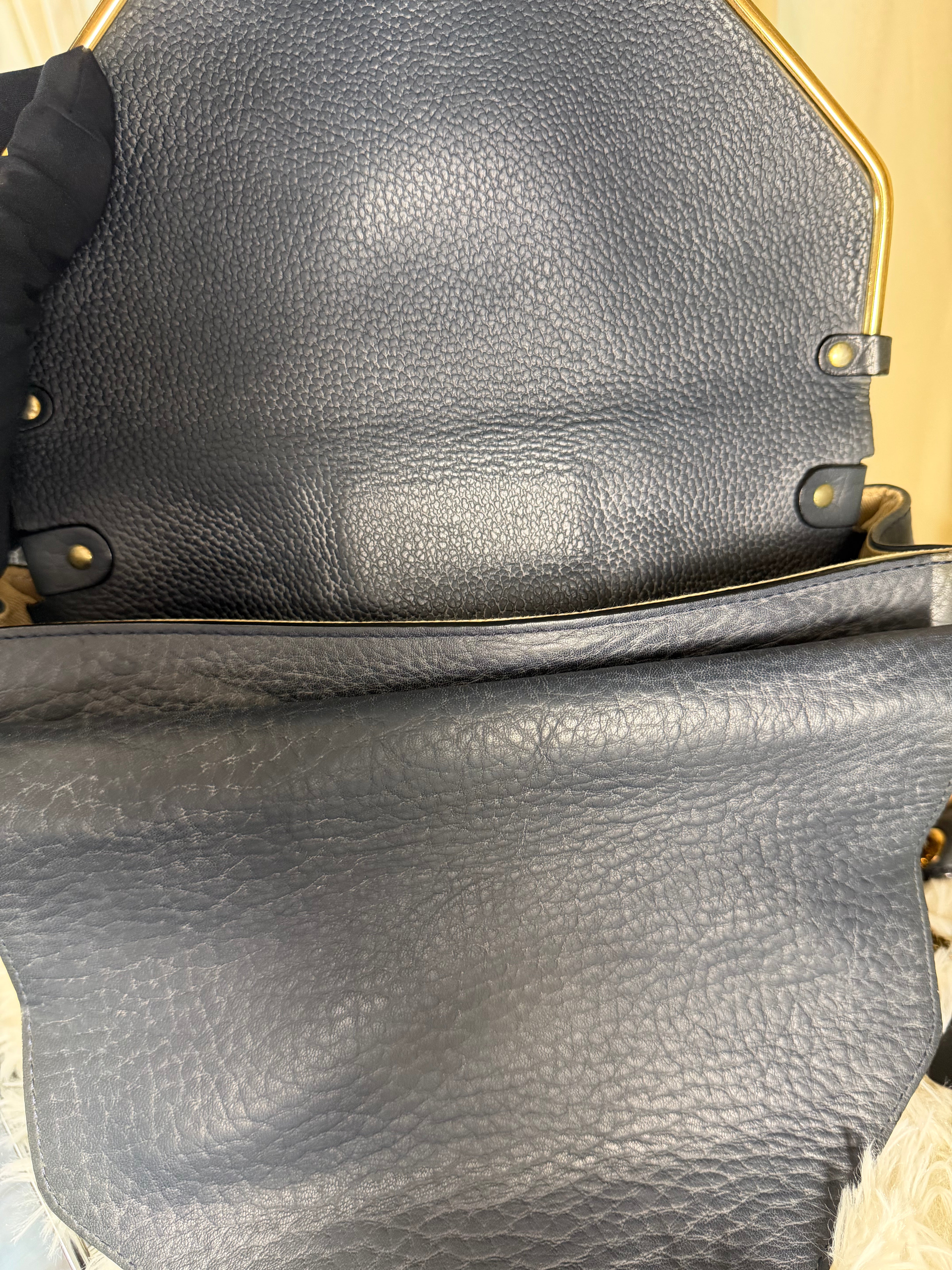 Borsa a Tracolla Chloé Sally in Pelle Nera Martellata
