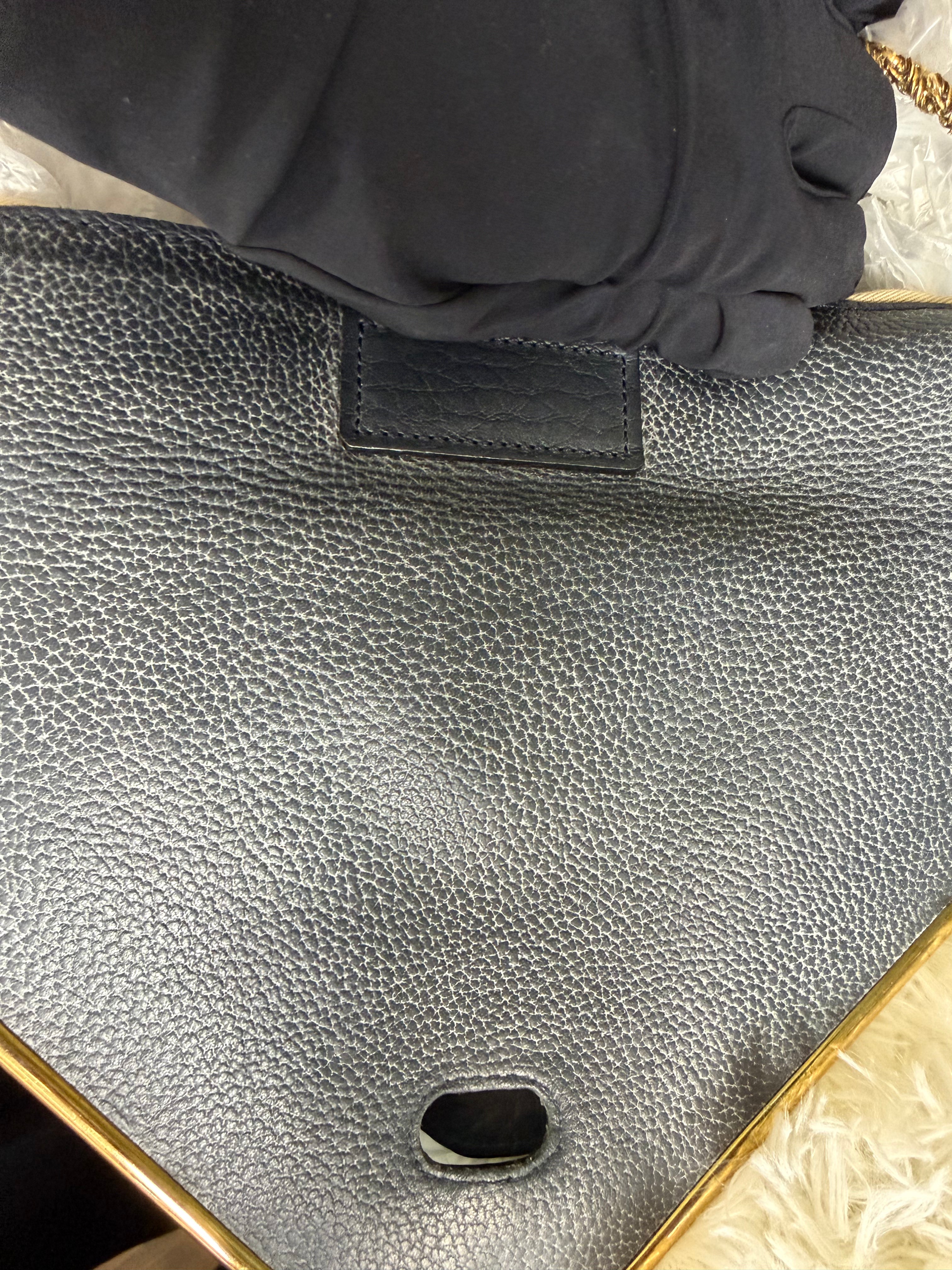 Borsa a Tracolla Chloé Sally in Pelle Nera Martellata