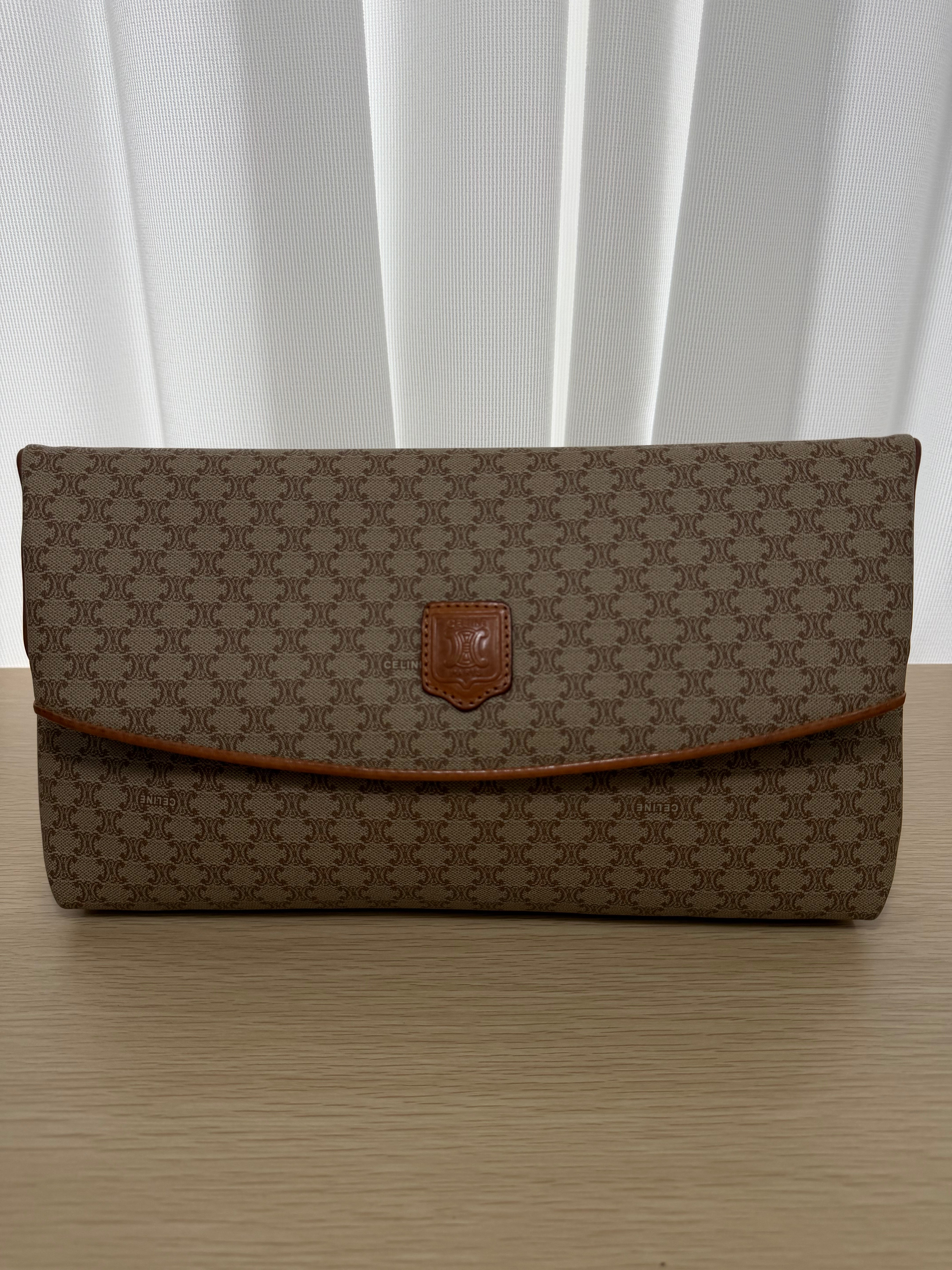 Pochette Vintage di Céline con Iconico Motivo Macadam