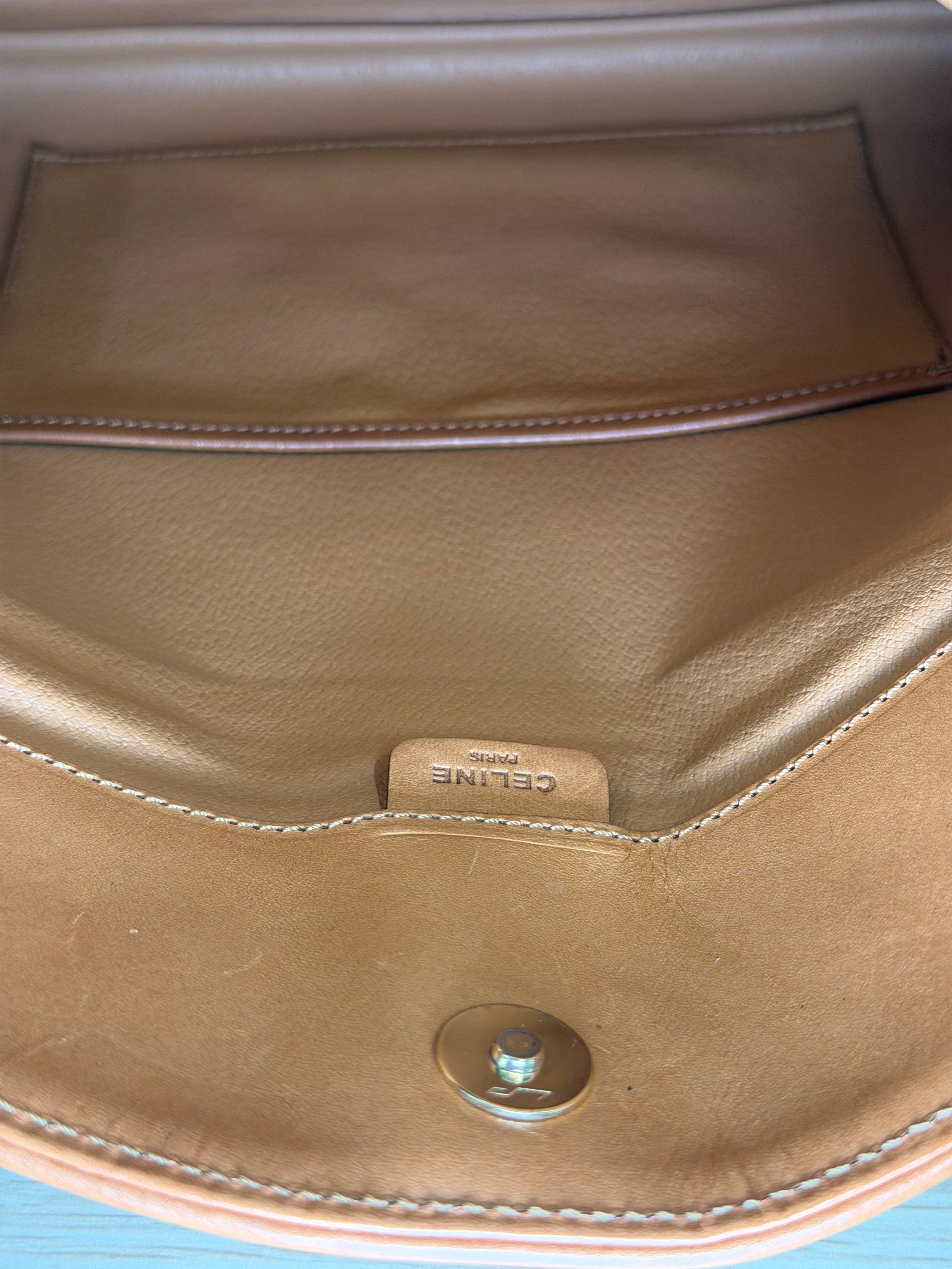 Pochette Vintage di Céline con Iconico Motivo Macadam