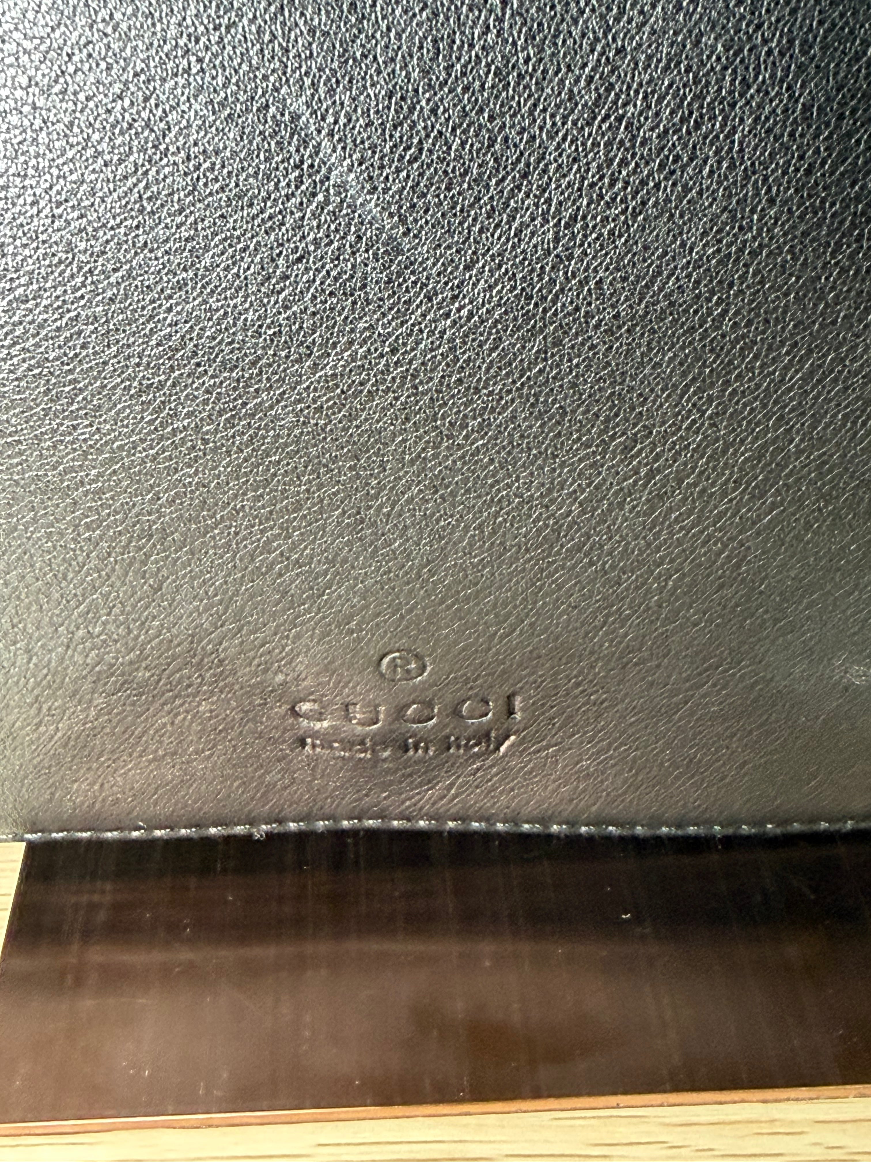 Borsa a Spalla Gucci Bamboo in Pelle Nera con Iconico Manico Rigido in Bambù