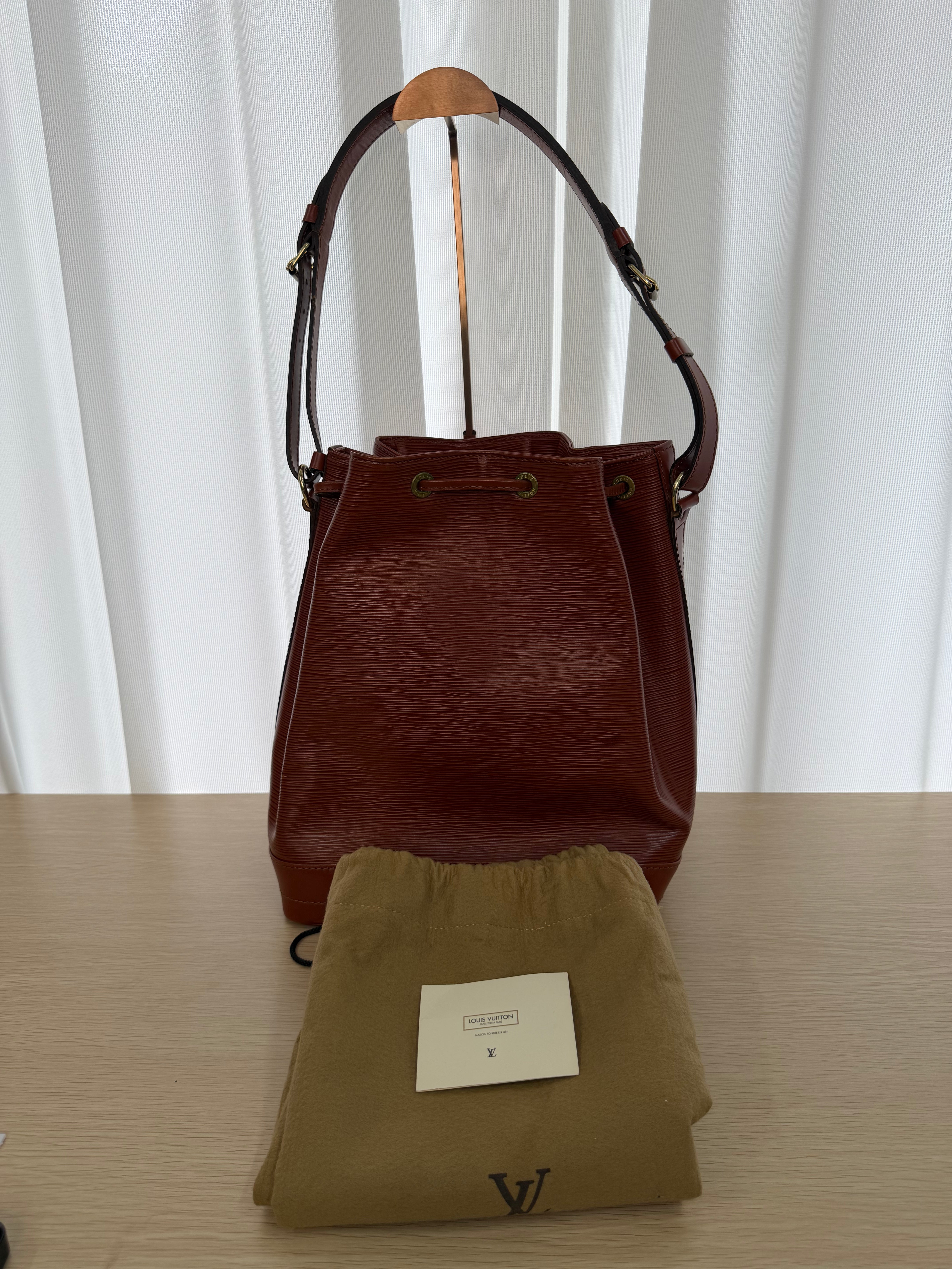 Borsa a Secchiello Louis Vuitton Noé in Pelle Epi Marrone