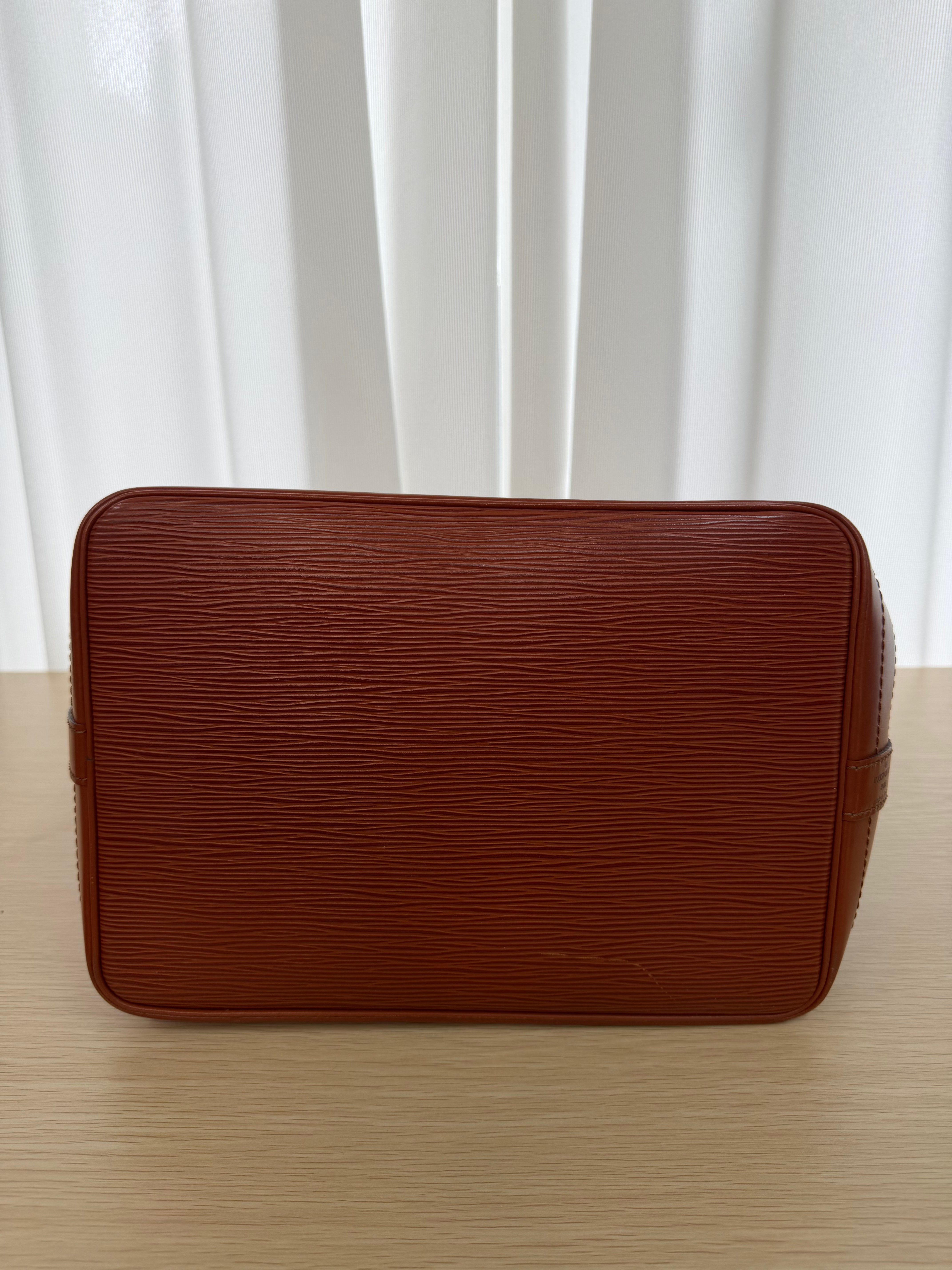 Borsa a Secchiello Louis Vuitton Noé in Pelle Epi Marrone