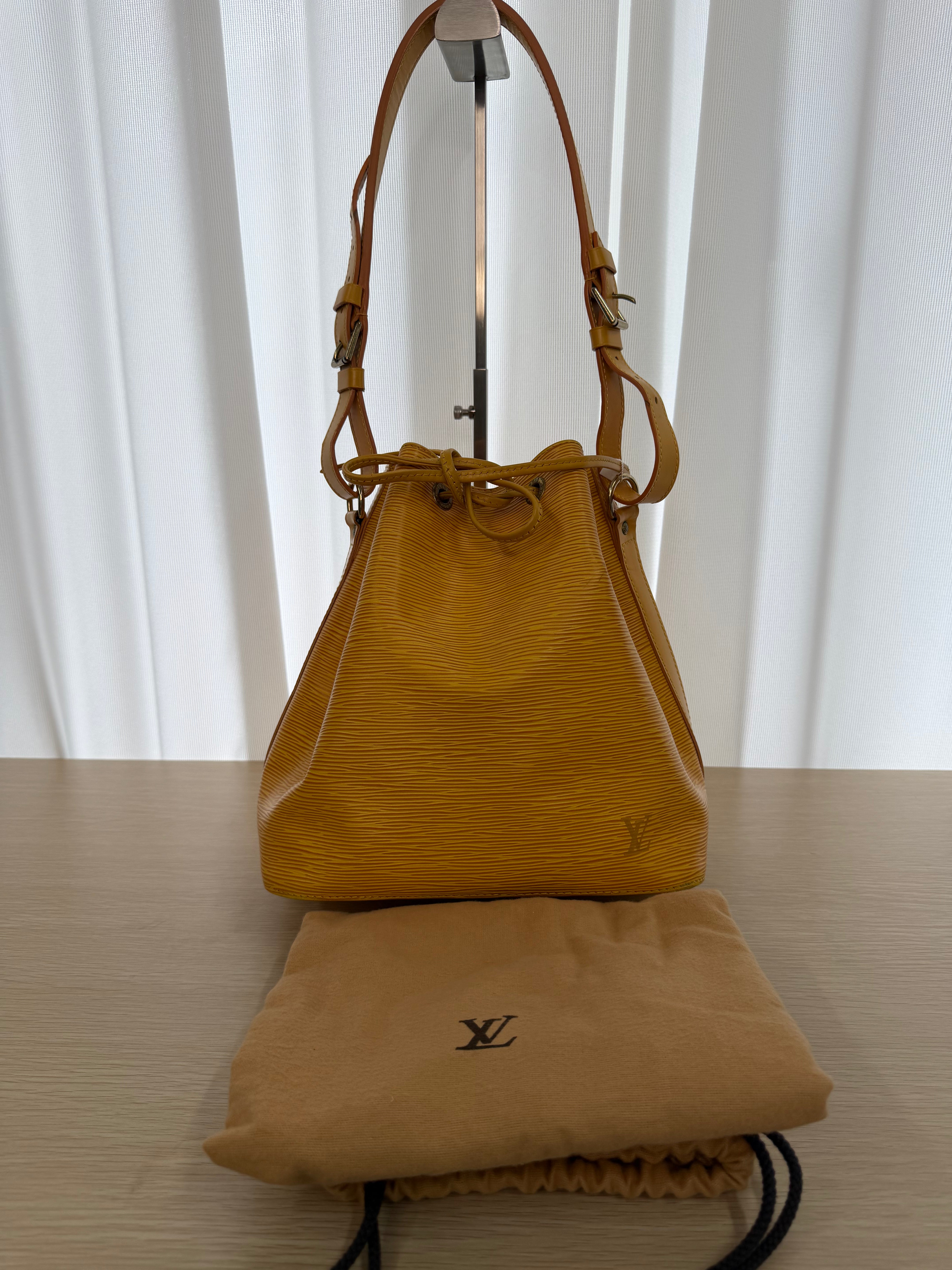 Borsa Louis Vuitton Petit Noé in Pelle Epi Color Giallo Tassil