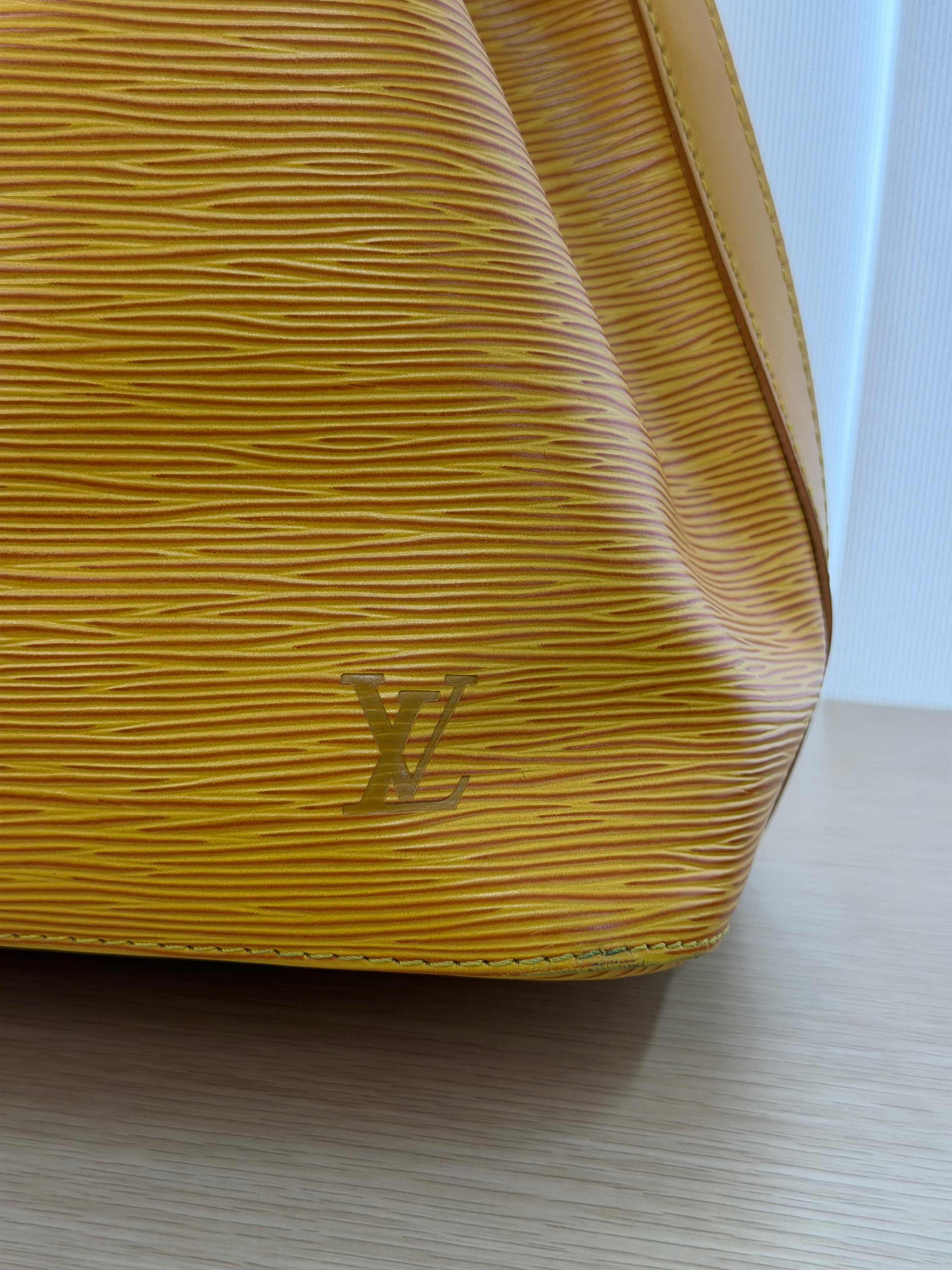 Borsa Louis Vuitton Petit Noé in Pelle Epi Color Giallo Tassil