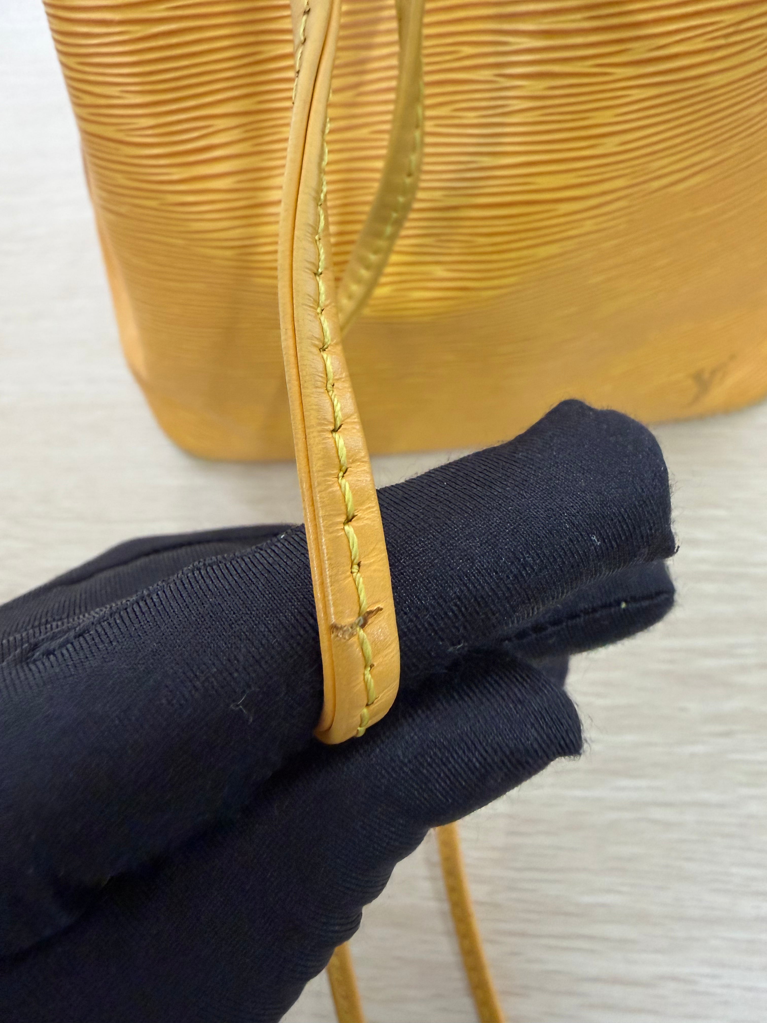 Borsa Louis Vuitton Petit Noé in Pelle Epi Color Giallo Tassil
