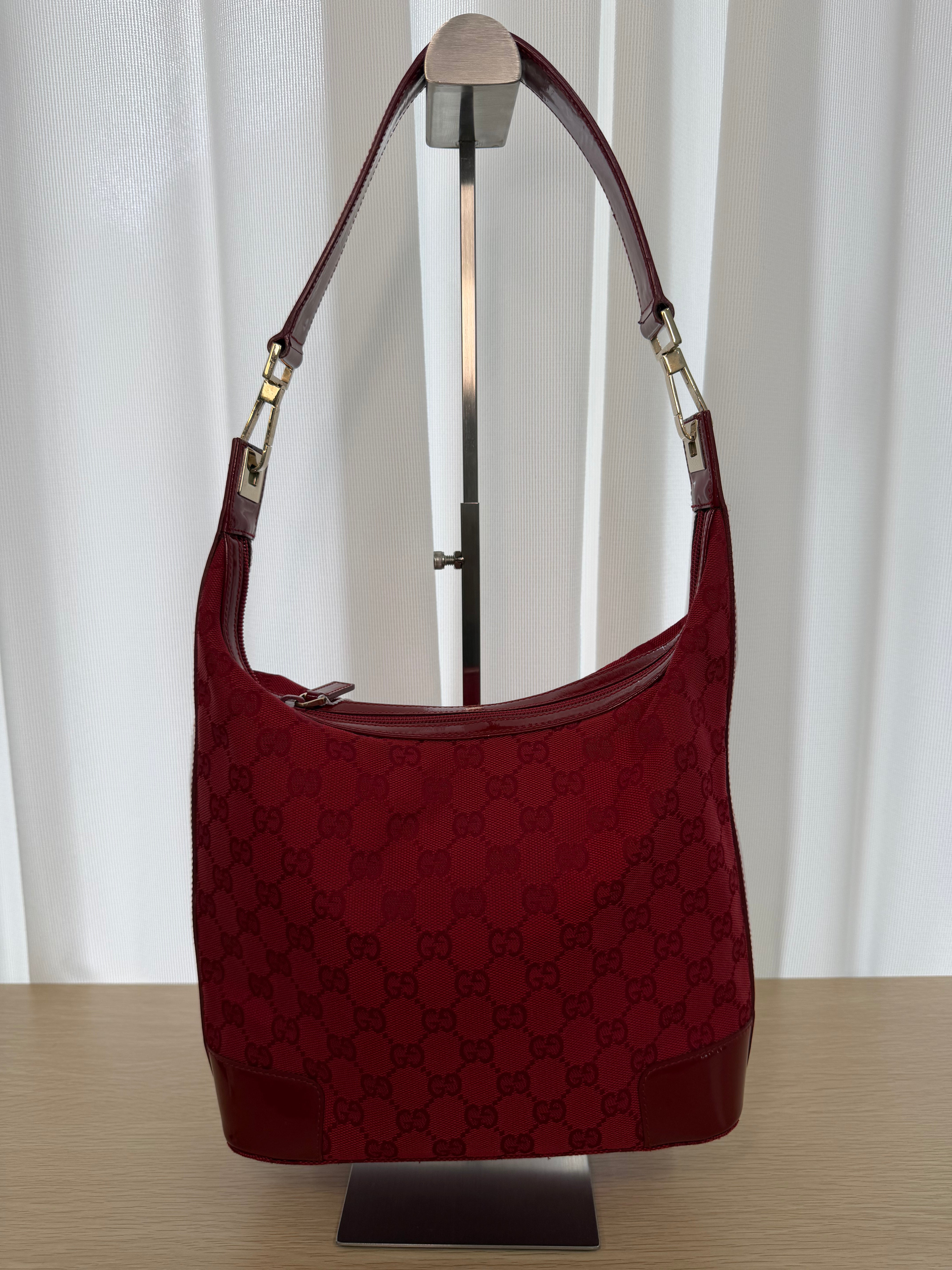 Borsa a Spalla Gucci GG Canvas Hobo in Tela Rossa con Finiture in Vernice