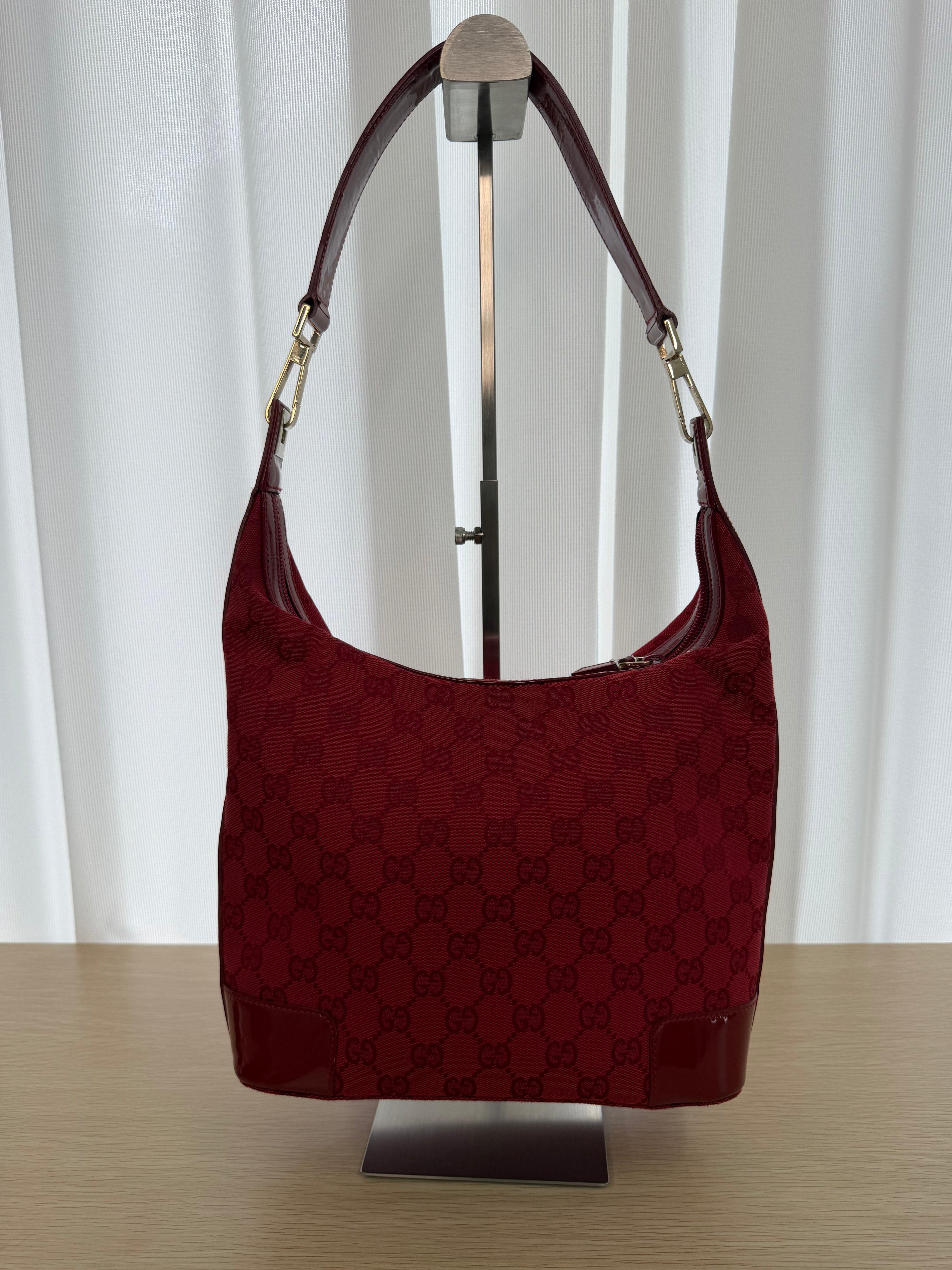 Borsa a Spalla Gucci GG Canvas Hobo in Tela Rossa con Finiture in Vernice