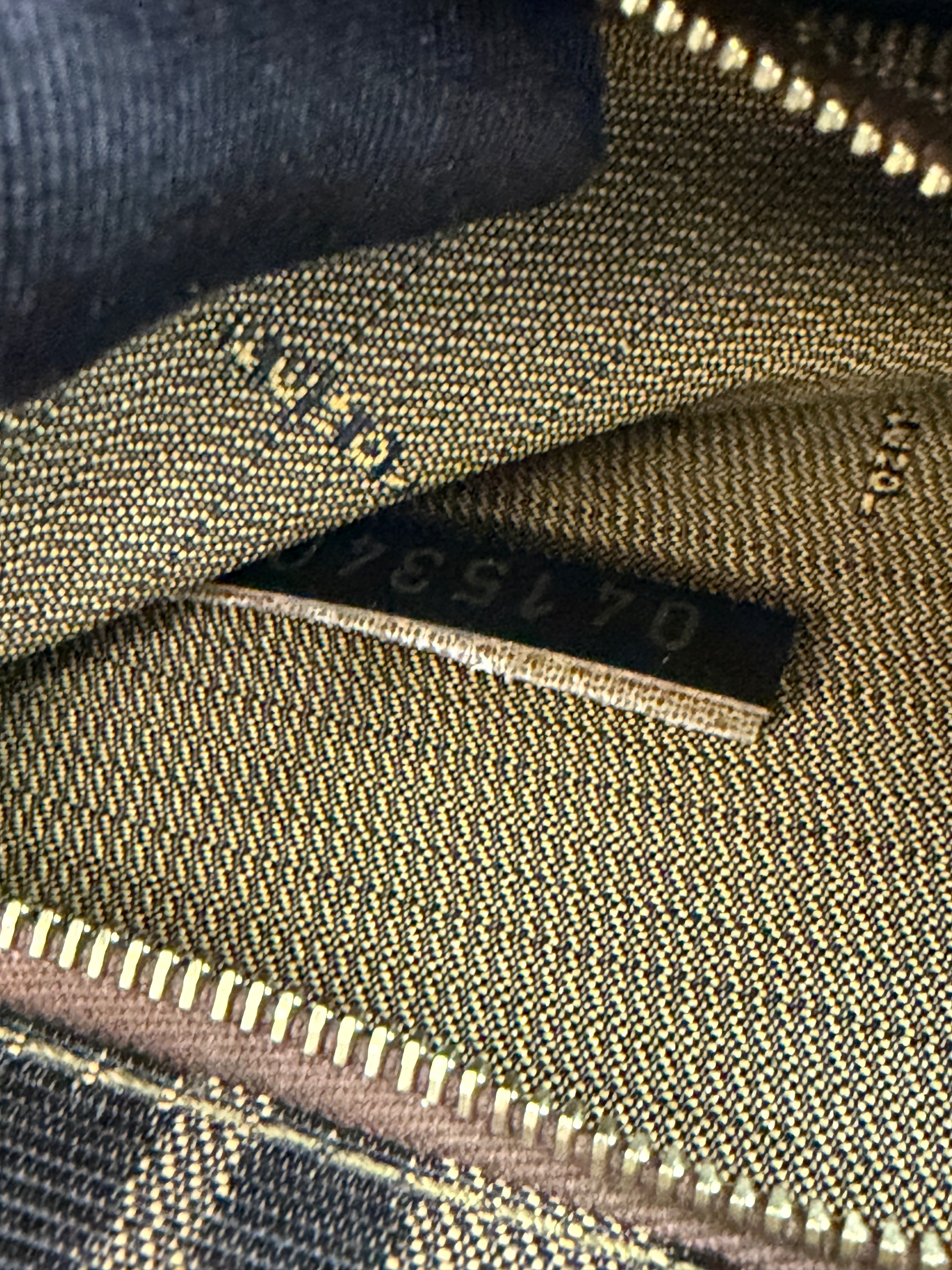 Borsa a Spalla Fendi Vintage in Tela con Iconico Motivo FF Zucca