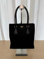 Borsa Tote Vintage Prada in Nylon Nero